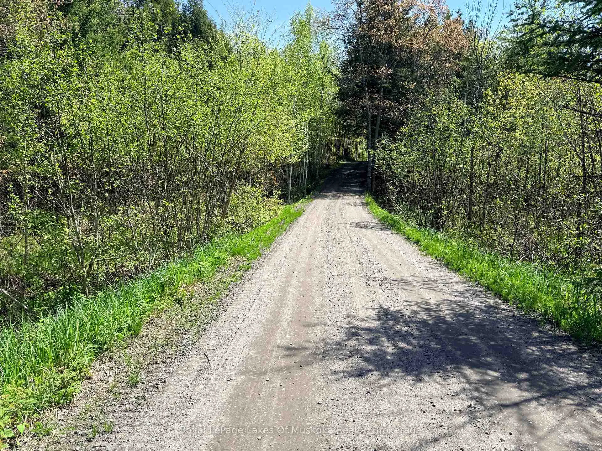 Photo 5 of 000 Fourwheel Drive, Gravenhurst, Wood (Gravenhurst) — HOMEH