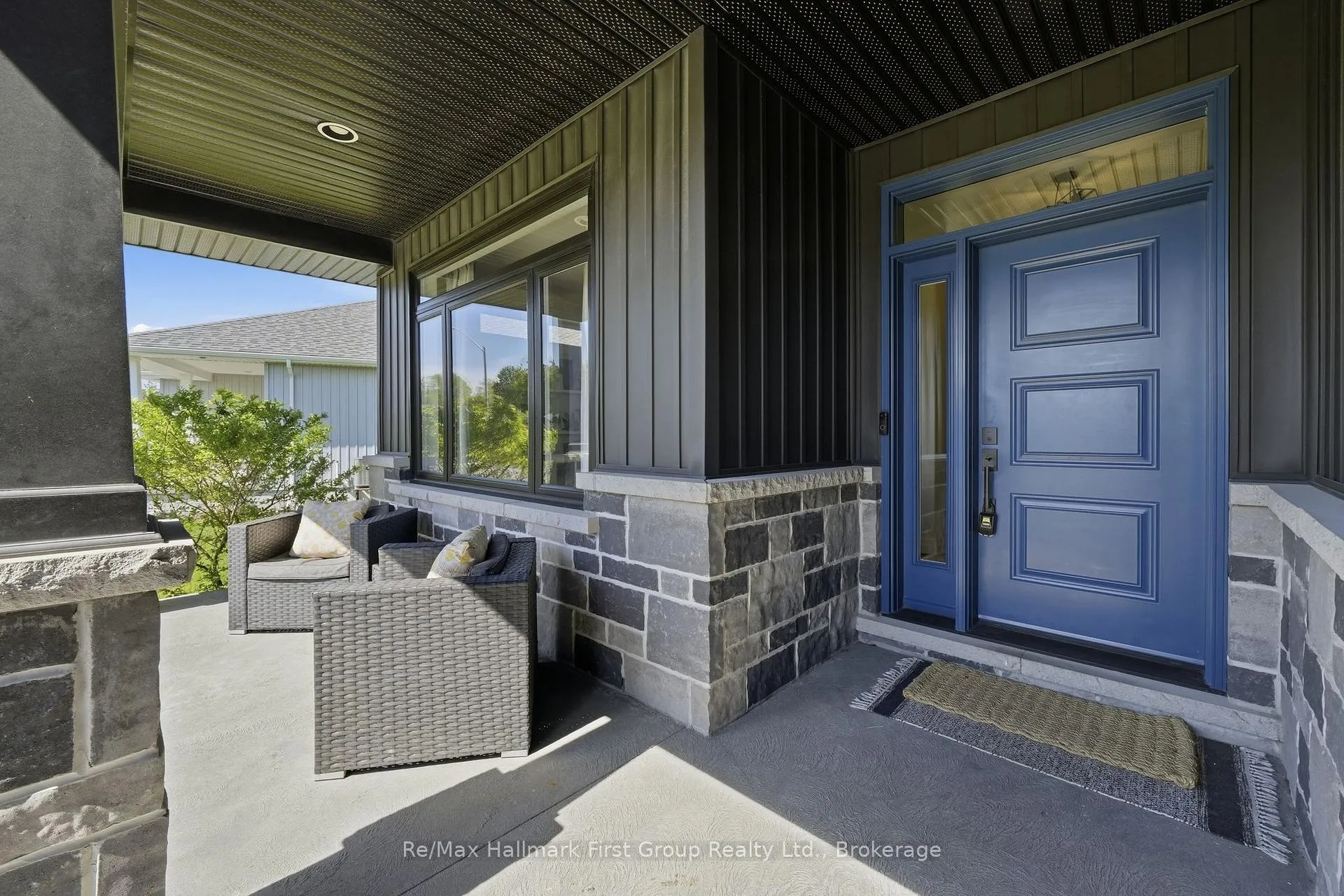 Photo 2 of 12 Ambrosia Terrace, Quinte West, Murray Ward — HOMEH