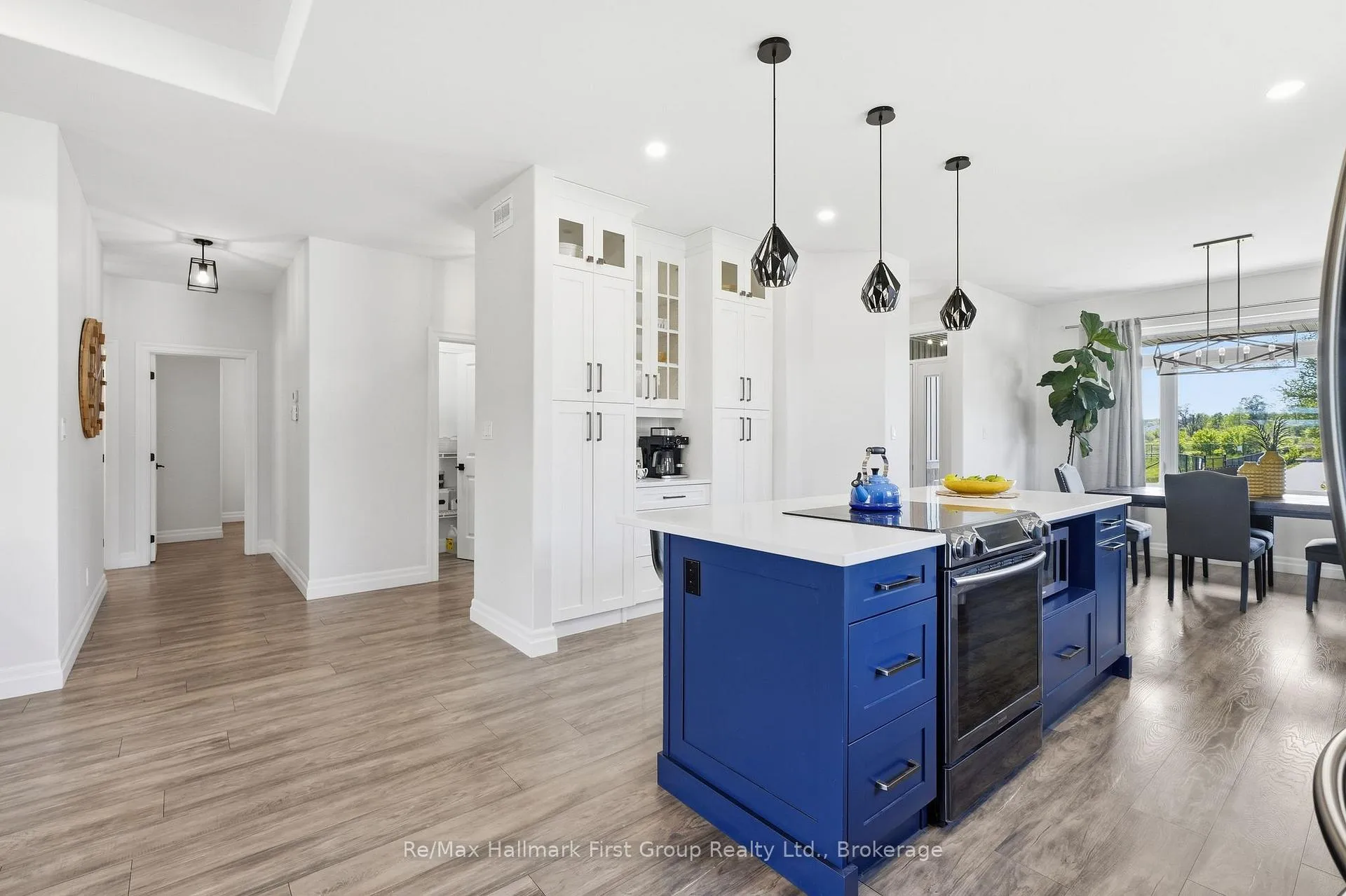 Photo 6 of 12 Ambrosia Terrace, Quinte West, Murray Ward — HOMEH