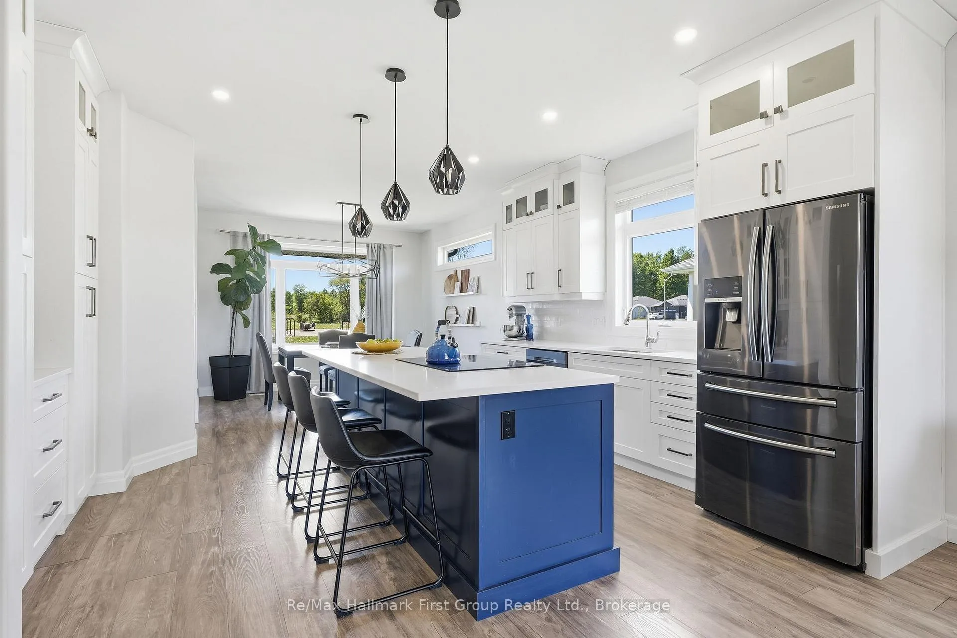 Photo 7 of 12 Ambrosia Terrace, Quinte West, Murray Ward — HOMEH