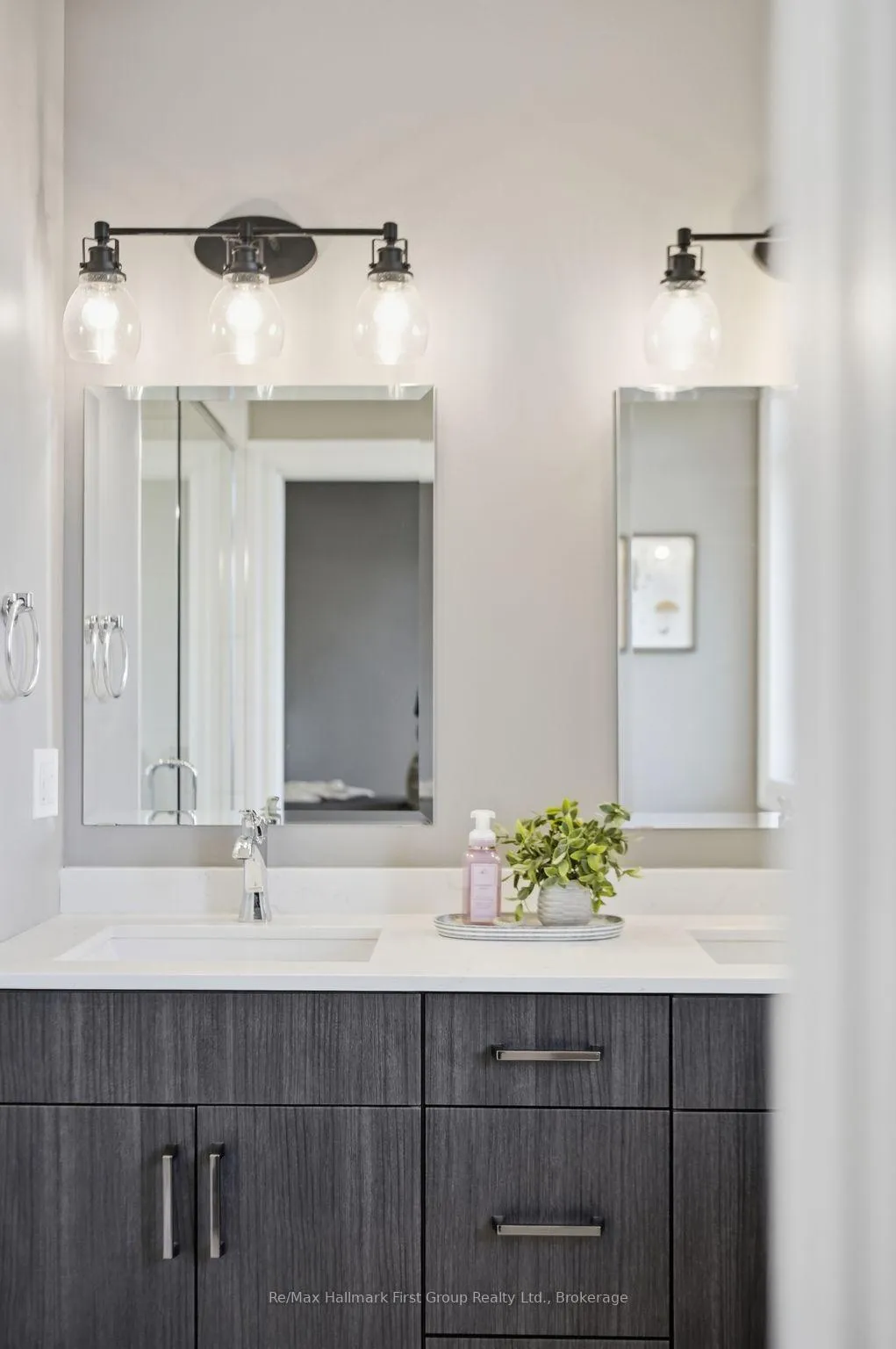 Photo 24 of 12 Ambrosia Terrace, Quinte West, Murray Ward — HOMEH