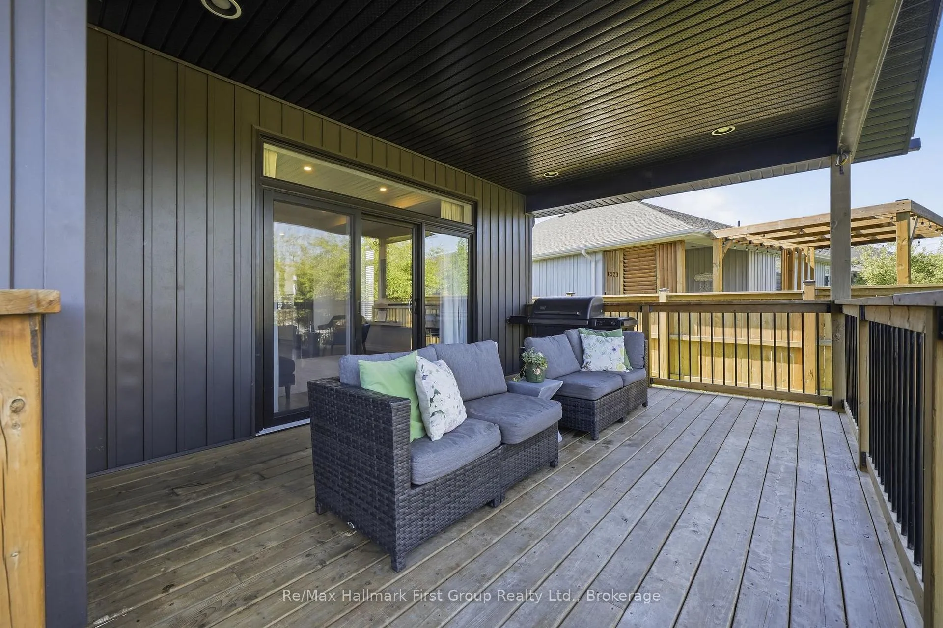 Photo 33 of 12 Ambrosia Terrace, Quinte West, Murray Ward — HOMEH