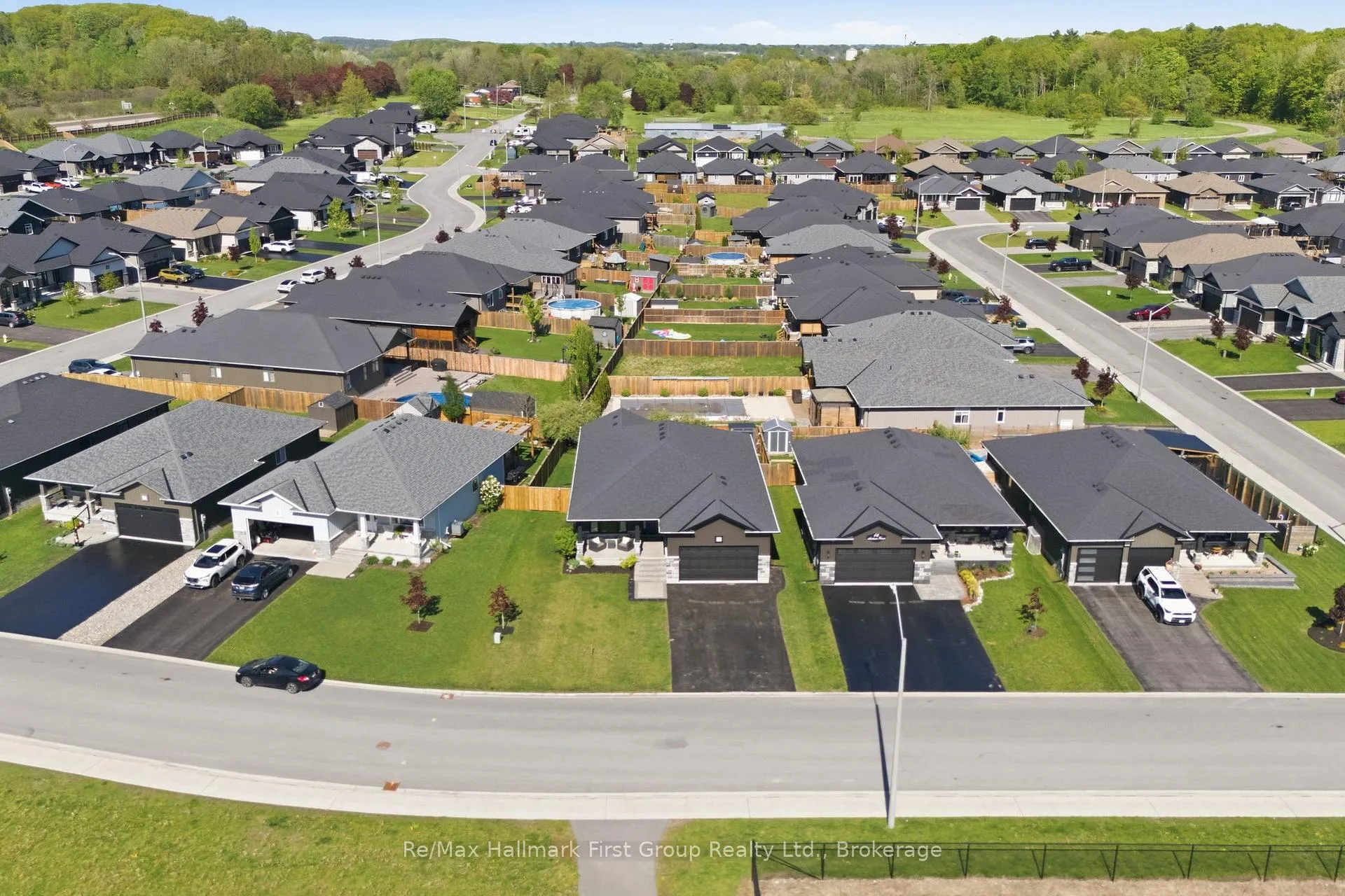 Photo 38 of 12 Ambrosia Terrace, Quinte West, Murray Ward — HOMEH