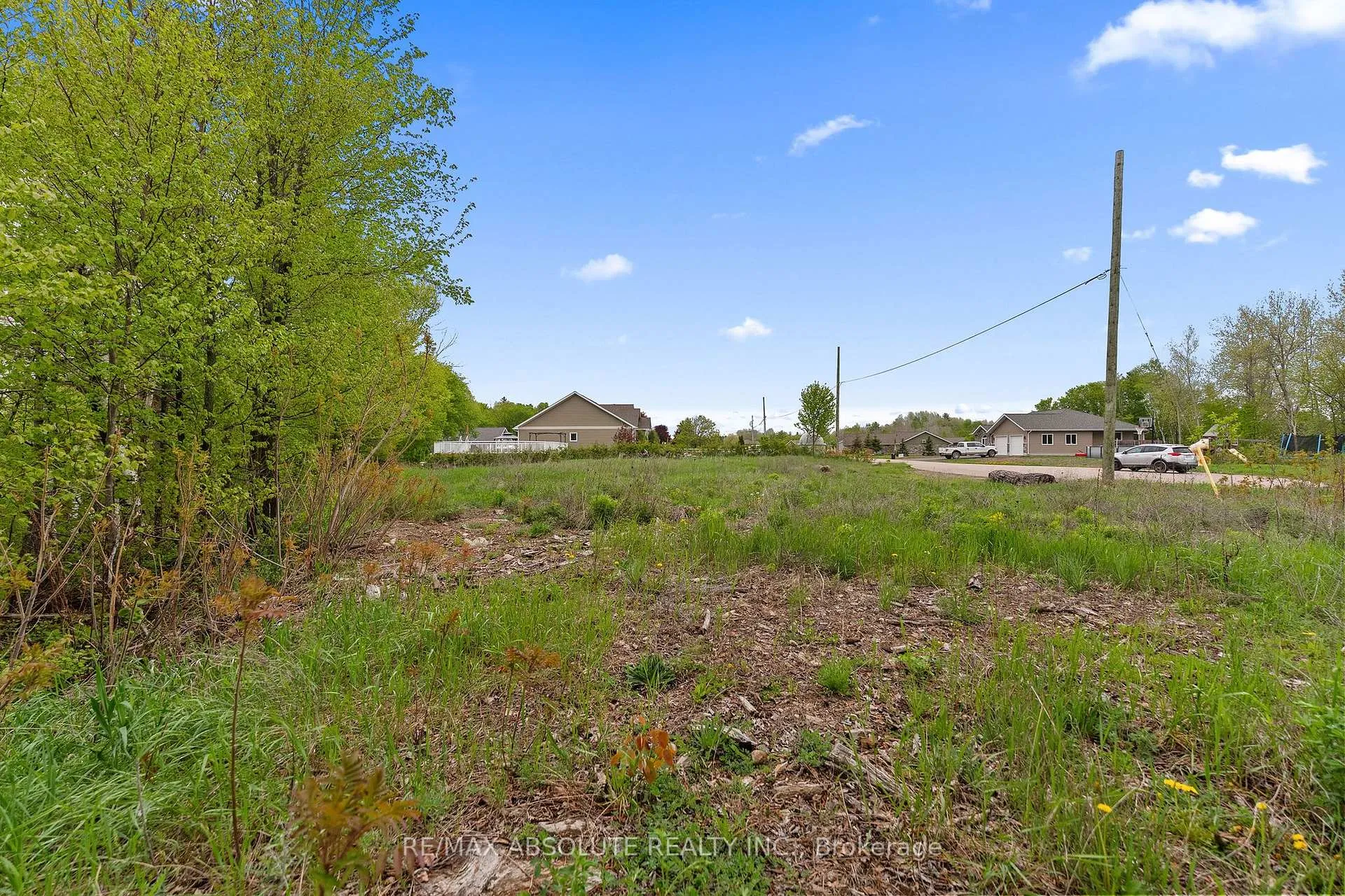 Photo 5 of 6 Lowe Court, Whitewater Region, Beachburg — HOMEH