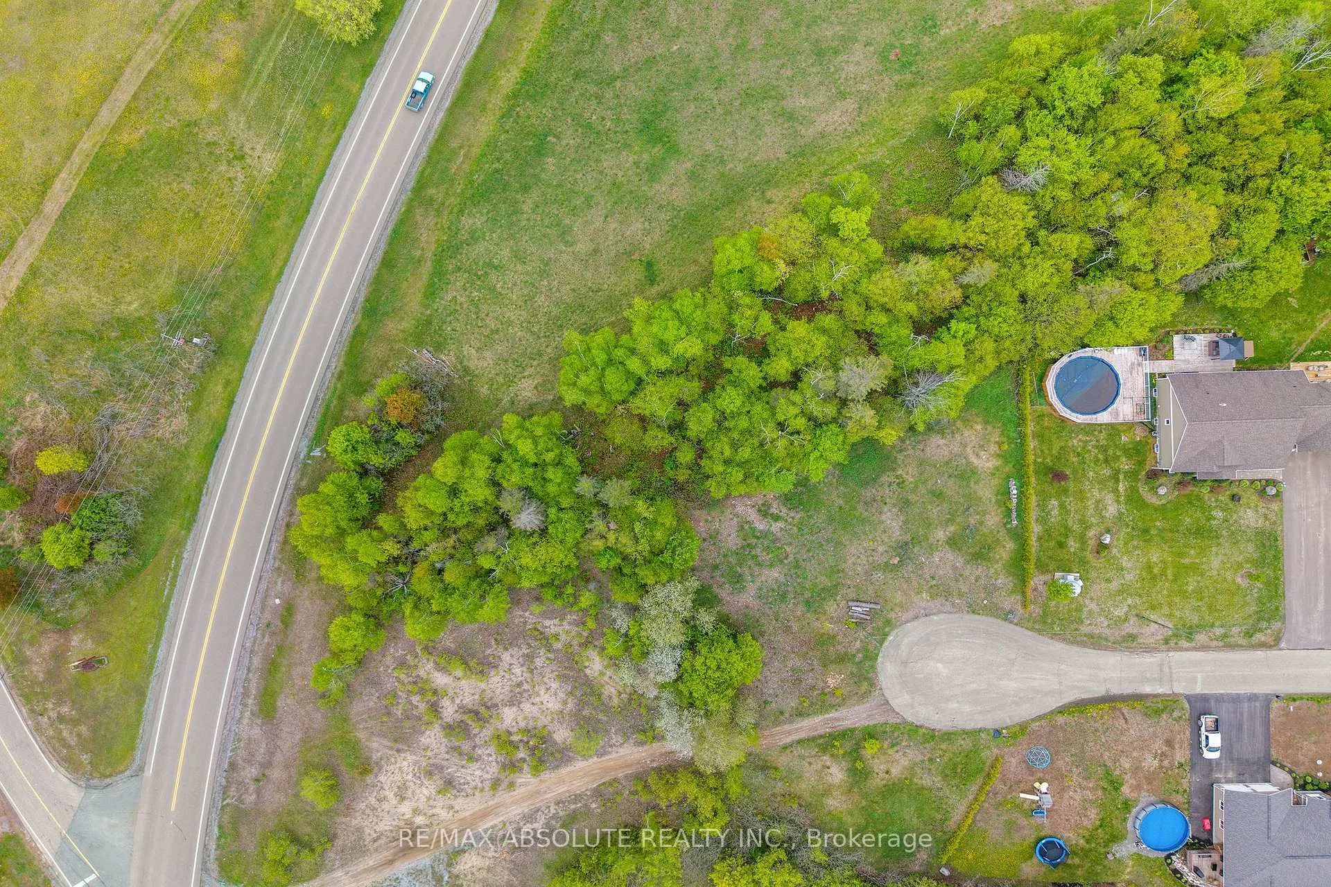 Photo 11 of 6 Lowe Court, Whitewater Region, Beachburg — HOMEH