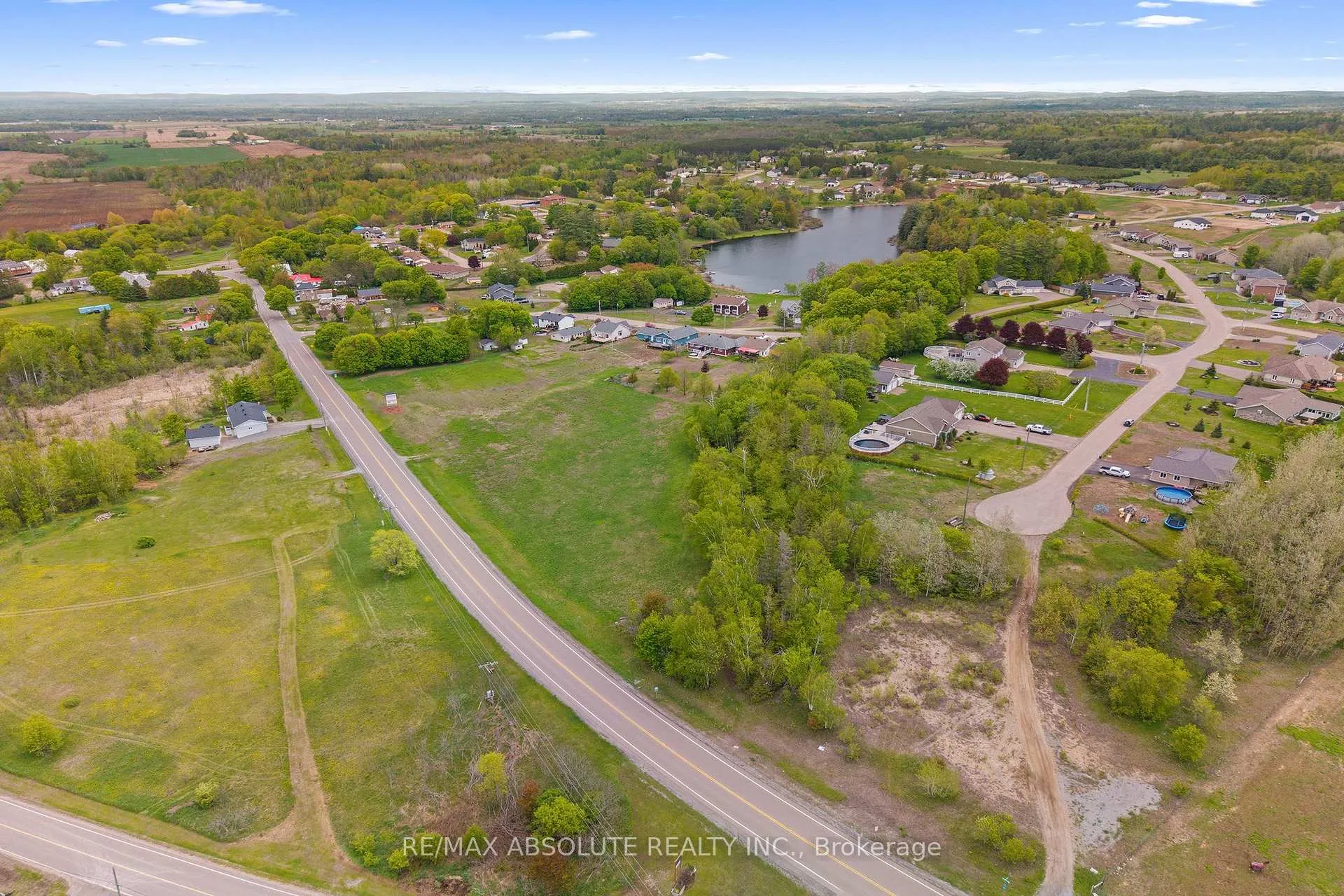 Photo 15 of 6 Lowe Court, Whitewater Region, Beachburg — HOMEH