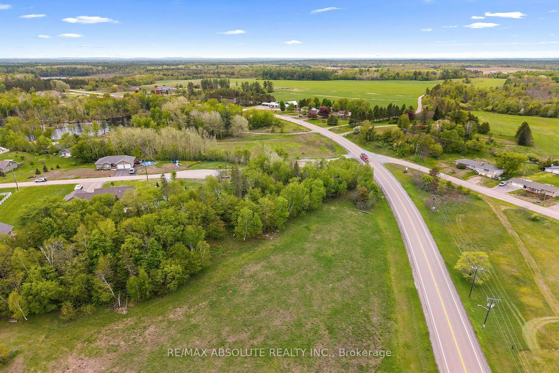 Photo 17 of 6 Lowe Court, Whitewater Region, Beachburg — HOMEH