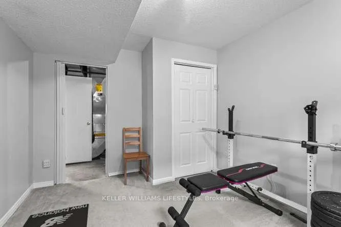 Photo 36 of 143 Gerald Crescent, London, South J — HOMEH