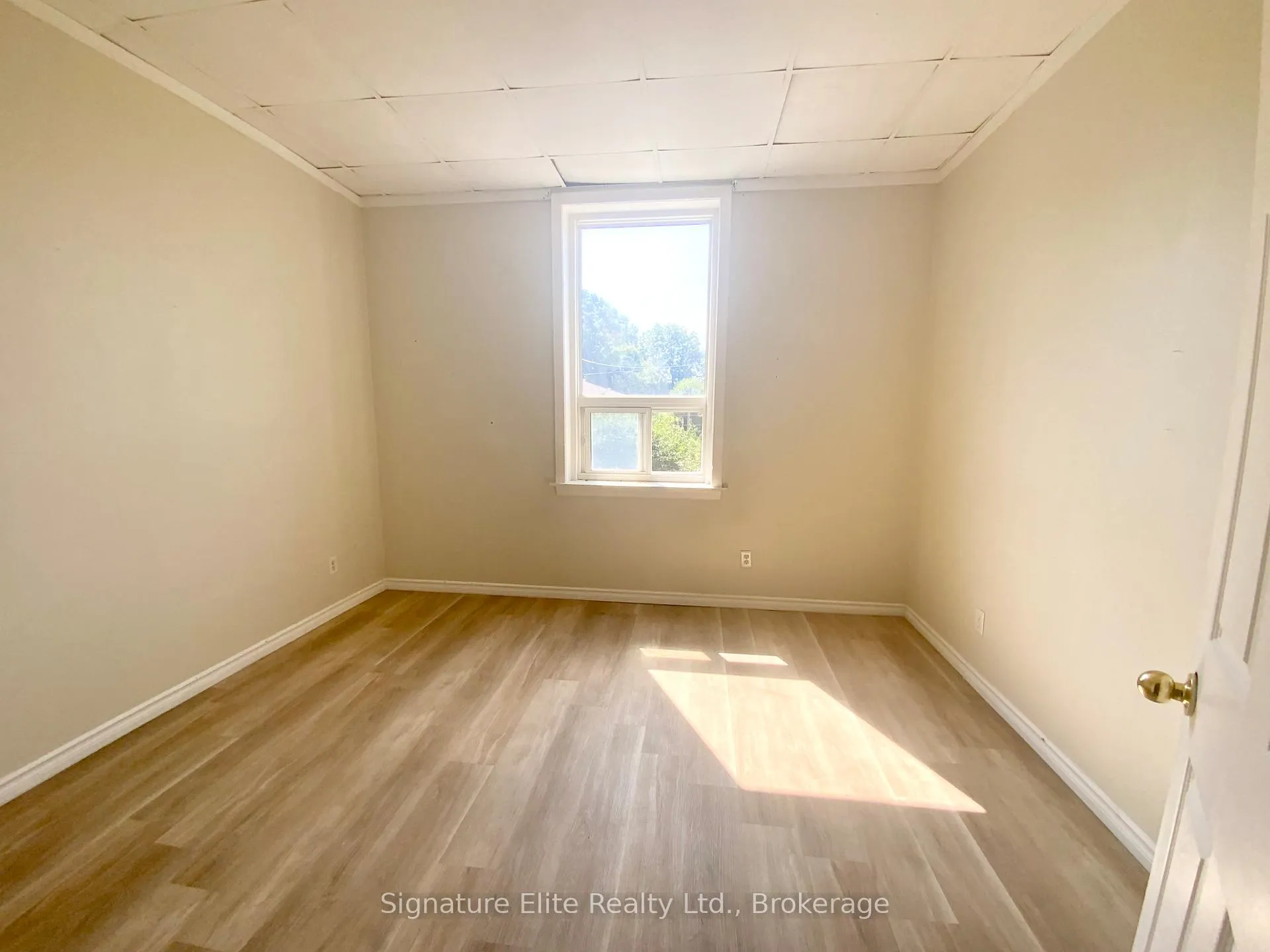 Photo 10 of Unit 11, 372 Darling Street, Brantford, East Ward — HOMEH