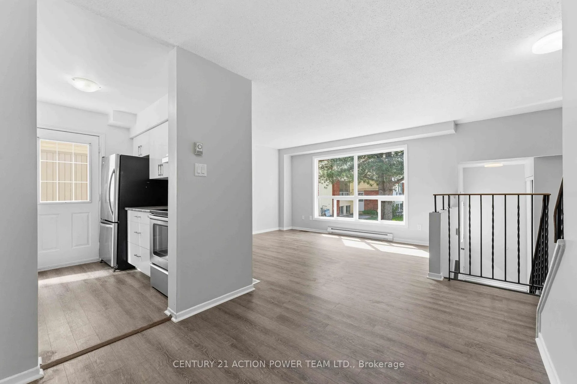 Photo 13 of Unit B, 17 Sonnet Crescent, Ottawa, Westcliffe Estates — HOMEH