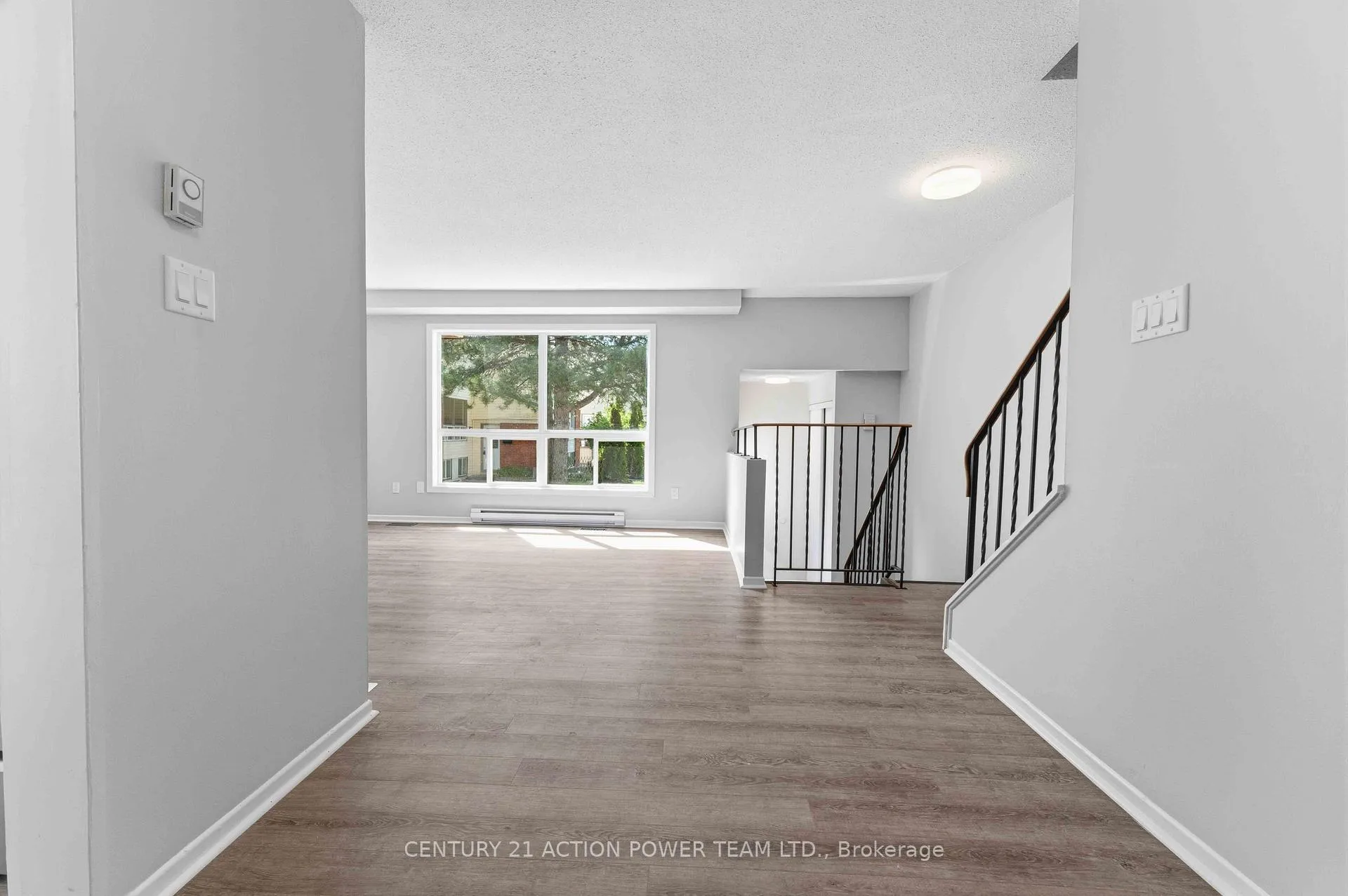 Photo 14 of Unit B, 17 Sonnet Crescent, Ottawa, Westcliffe Estates — HOMEH