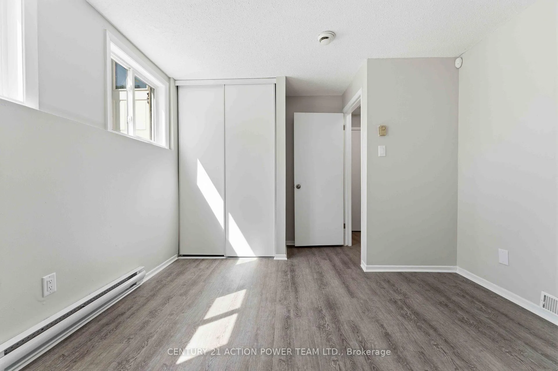 Photo 25 of Unit B, 17 Sonnet Crescent, Ottawa, Westcliffe Estates — HOMEH