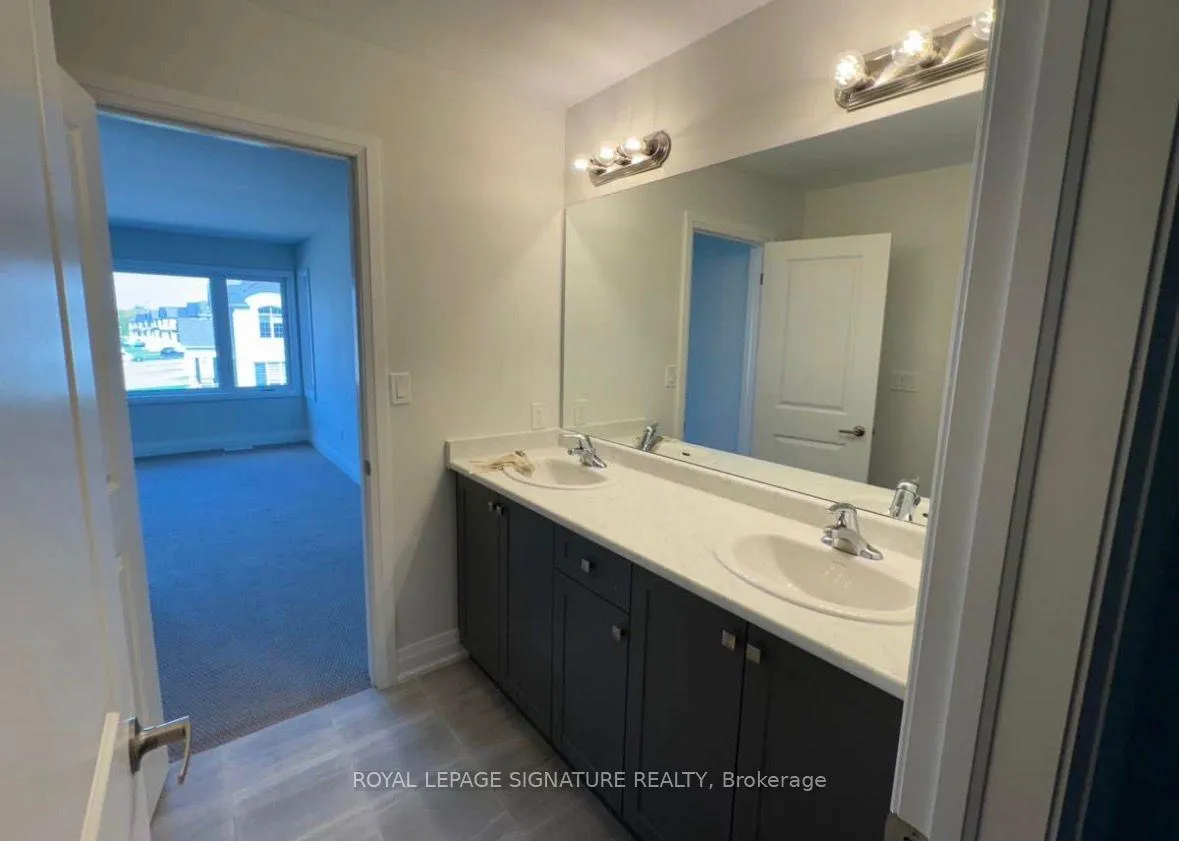 Photo 13 of 24 Bermondsey Way, Brampton, Bram West — HOMEH