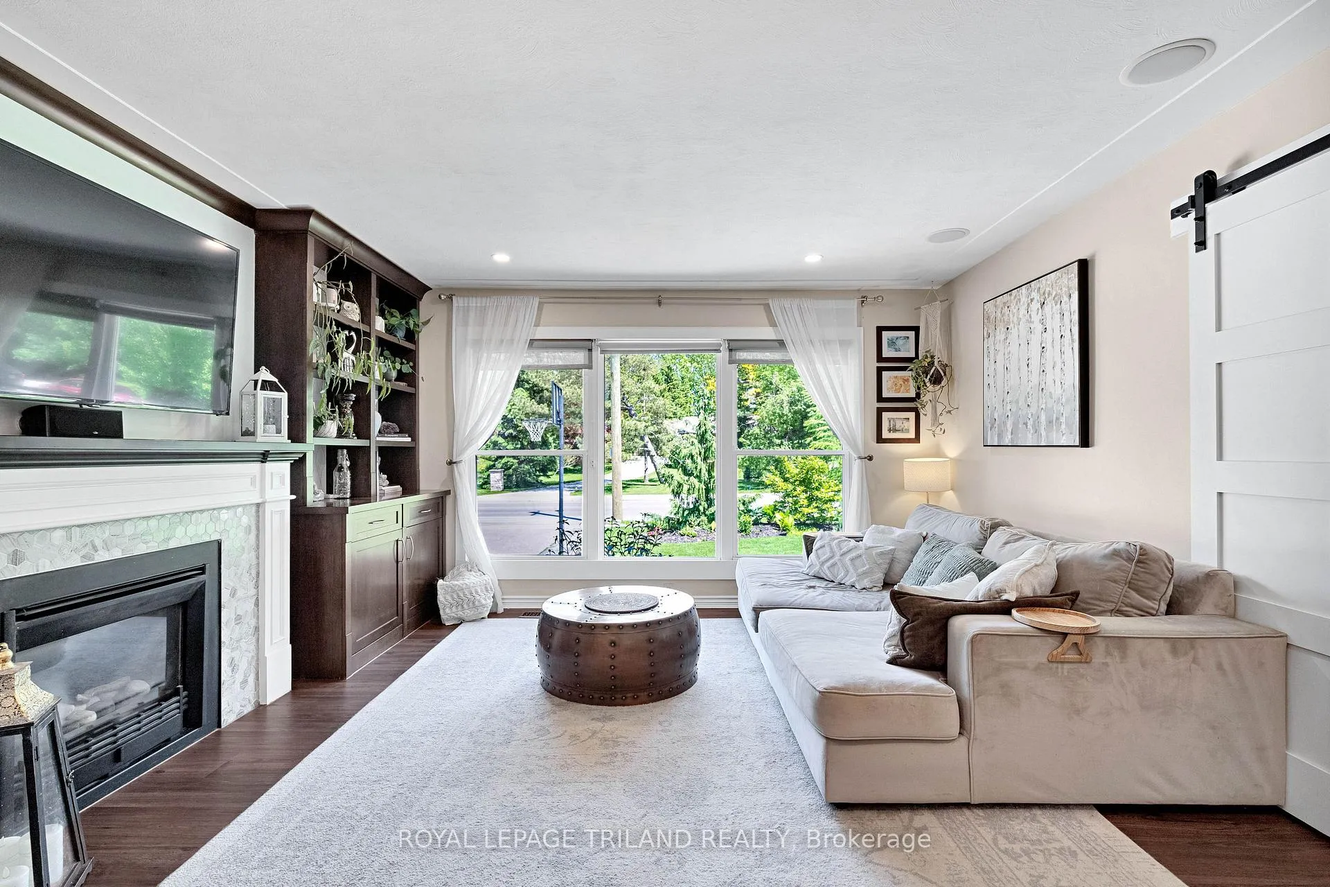 Photo 7 of 445 Ridout Street S, London, South G — HOMEH