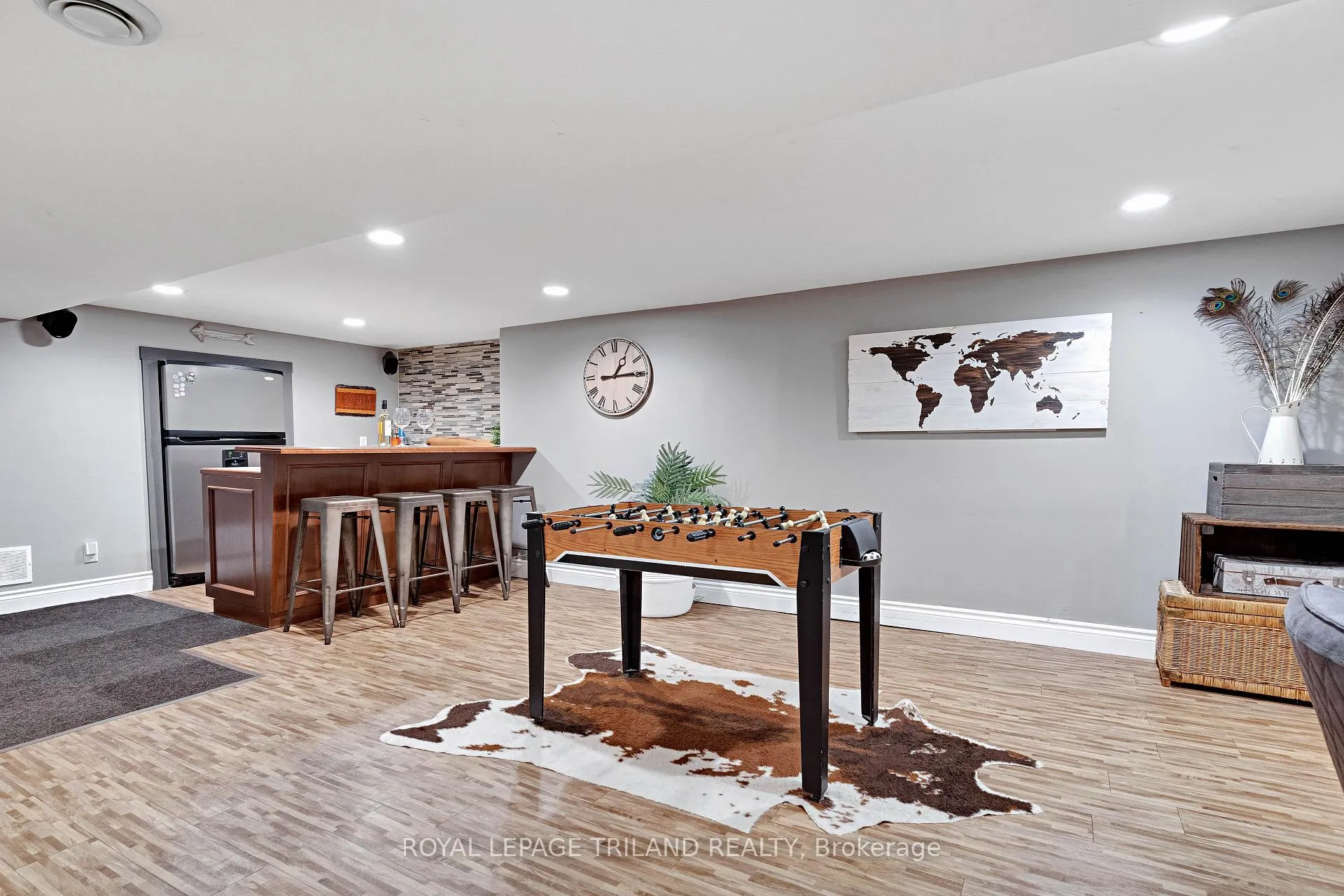 Photo 27 of 445 Ridout Street S, London, South G — HOMEH