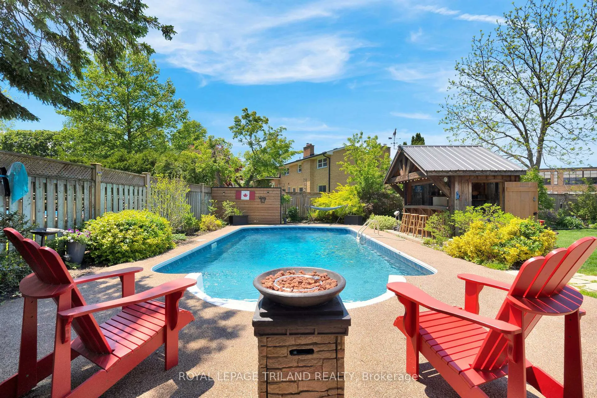 Photo 33 of 445 Ridout Street S, London, South G — HOMEH