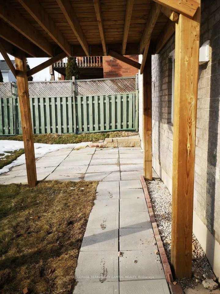 Photo 5 of Unit Lower, 85 Copeman Crescent, Barrie, Painswick North — HOMEH