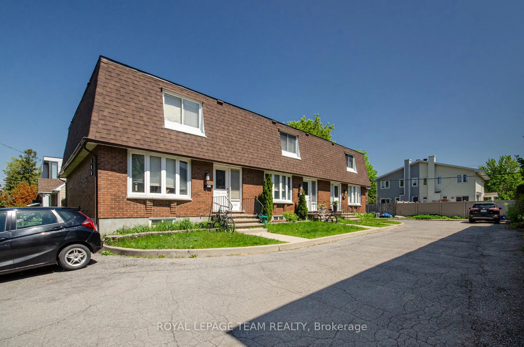 Front of 681-683-685 Cole Avenue
