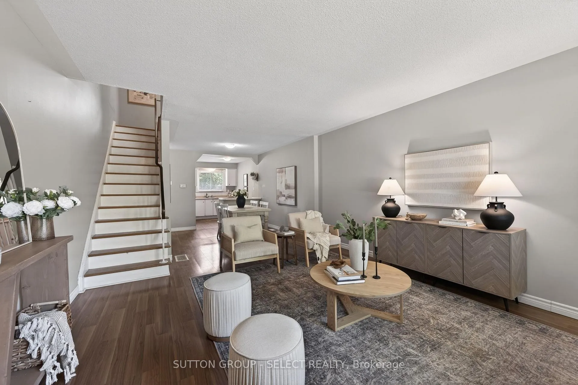 Photo 3 of Unit 7, 884 Notre Dame Drive, London, South O — HOMEH