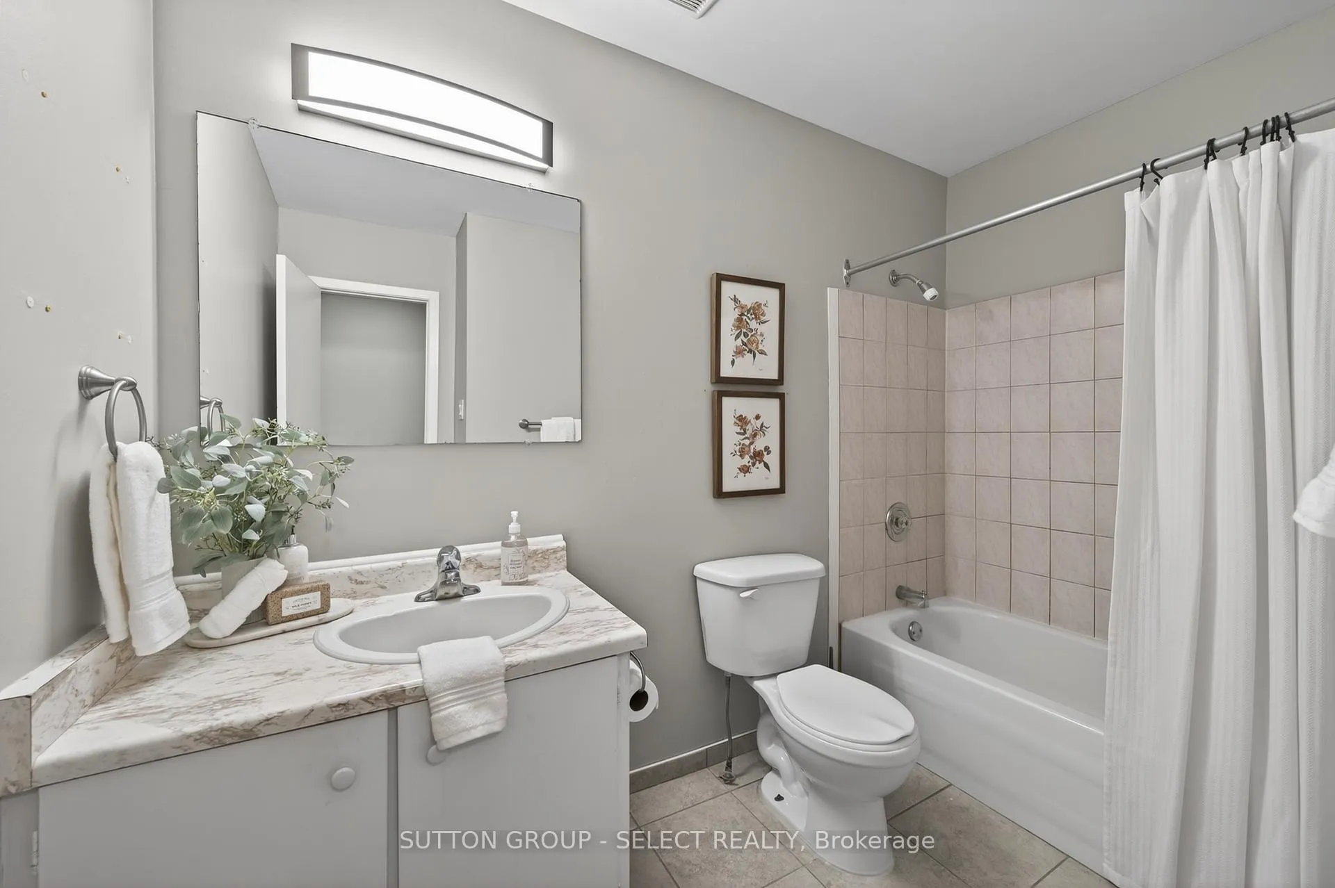 Photo 16 of Unit 7, 884 Notre Dame Drive, London, South O — HOMEH