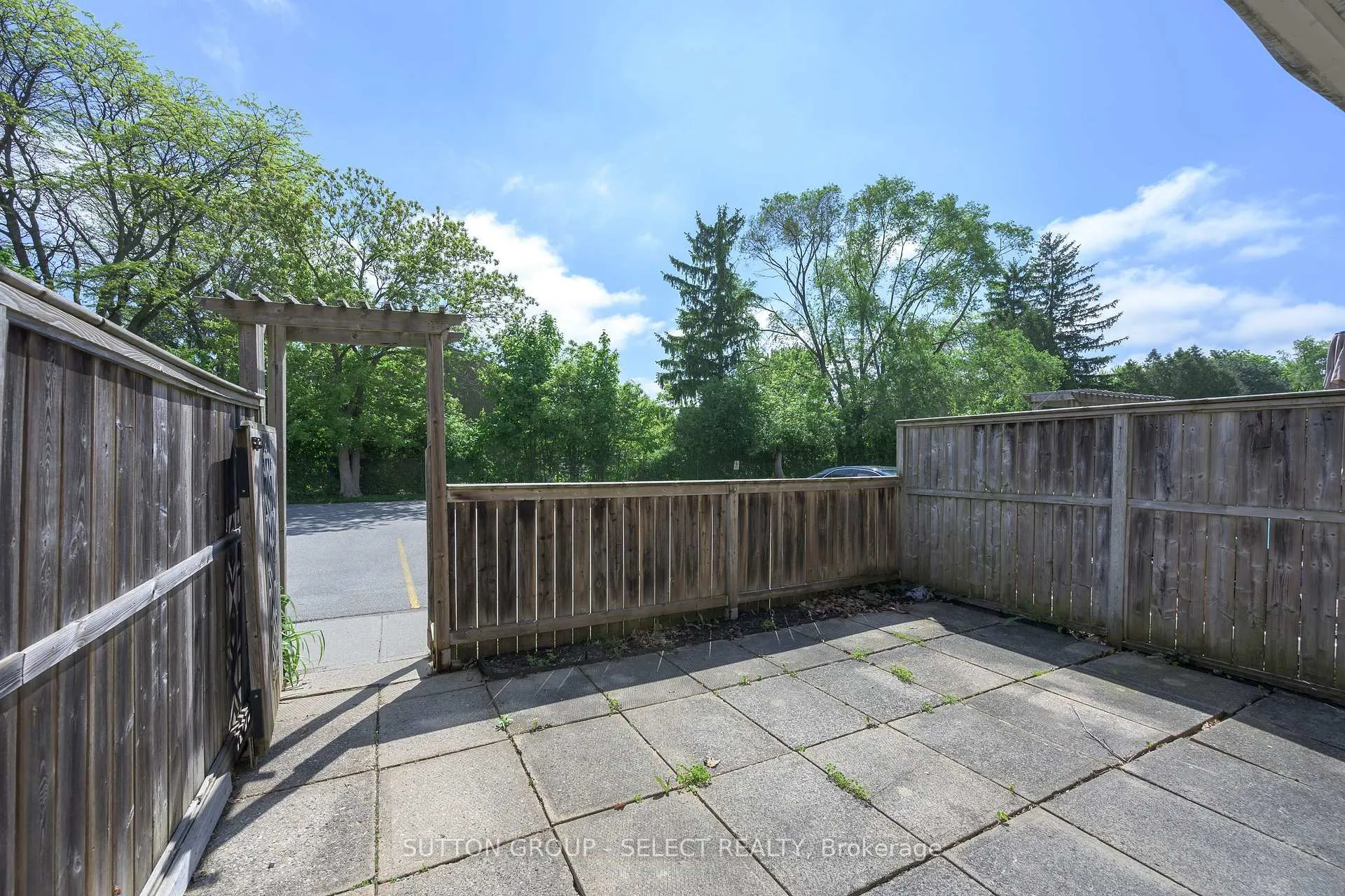 Photo 20 of Unit 7, 884 Notre Dame Drive, London, South O — HOMEH
