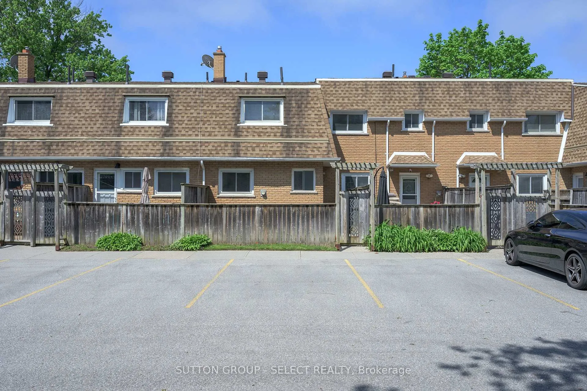 Photo 22 of Unit 7, 884 Notre Dame Drive, London, South O — HOMEH