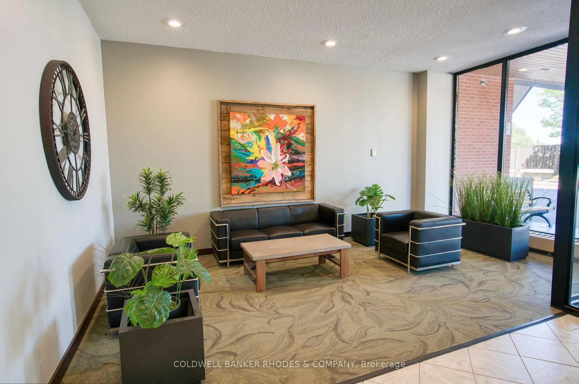 Photo 3 of Unit 303, 2951 Riverside Drive, Ottawa, Mooneys Bay/Riverside Park — HOMEH