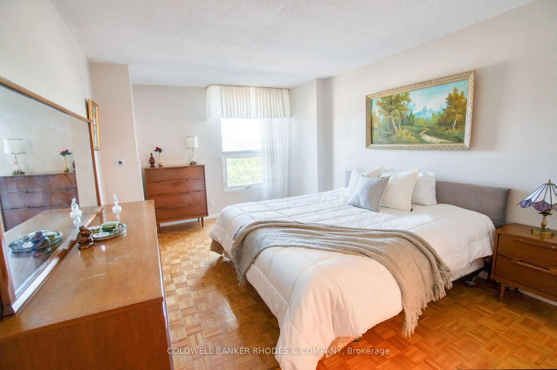 Photo 12 of Unit 303, 2951 Riverside Drive, Ottawa, Mooneys Bay/Riverside Park — HOMEH