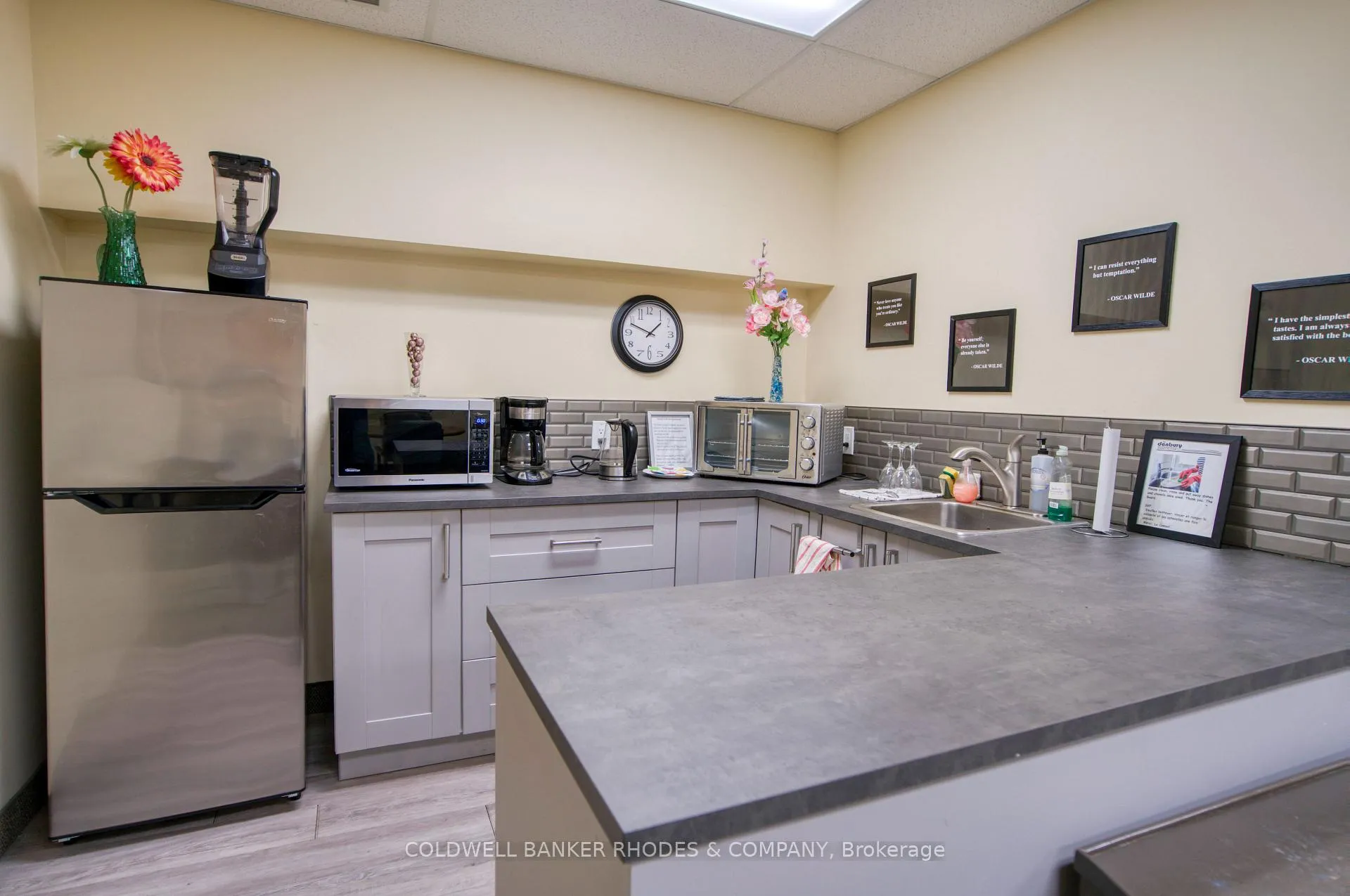 Photo 22 of Unit 303, 2951 Riverside Drive, Ottawa, Mooneys Bay/Riverside Park — HOMEH