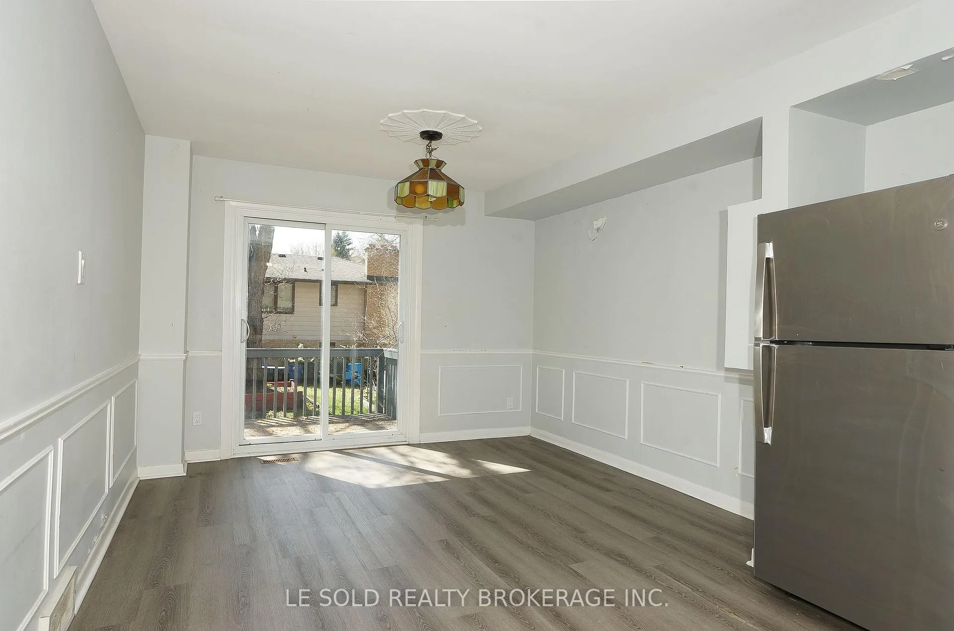 Photo 2 of Unit Upper Unit, 1653 Milestone Road, London, North A — HOMEH