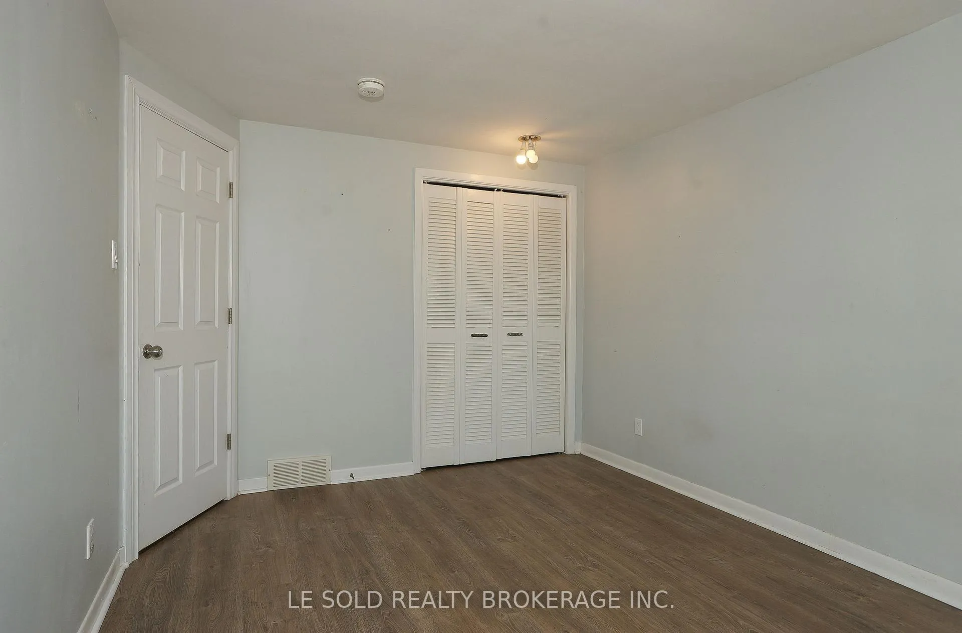 Photo 8 of Unit Upper Unit, 1653 Milestone Road, London, North A — HOMEH