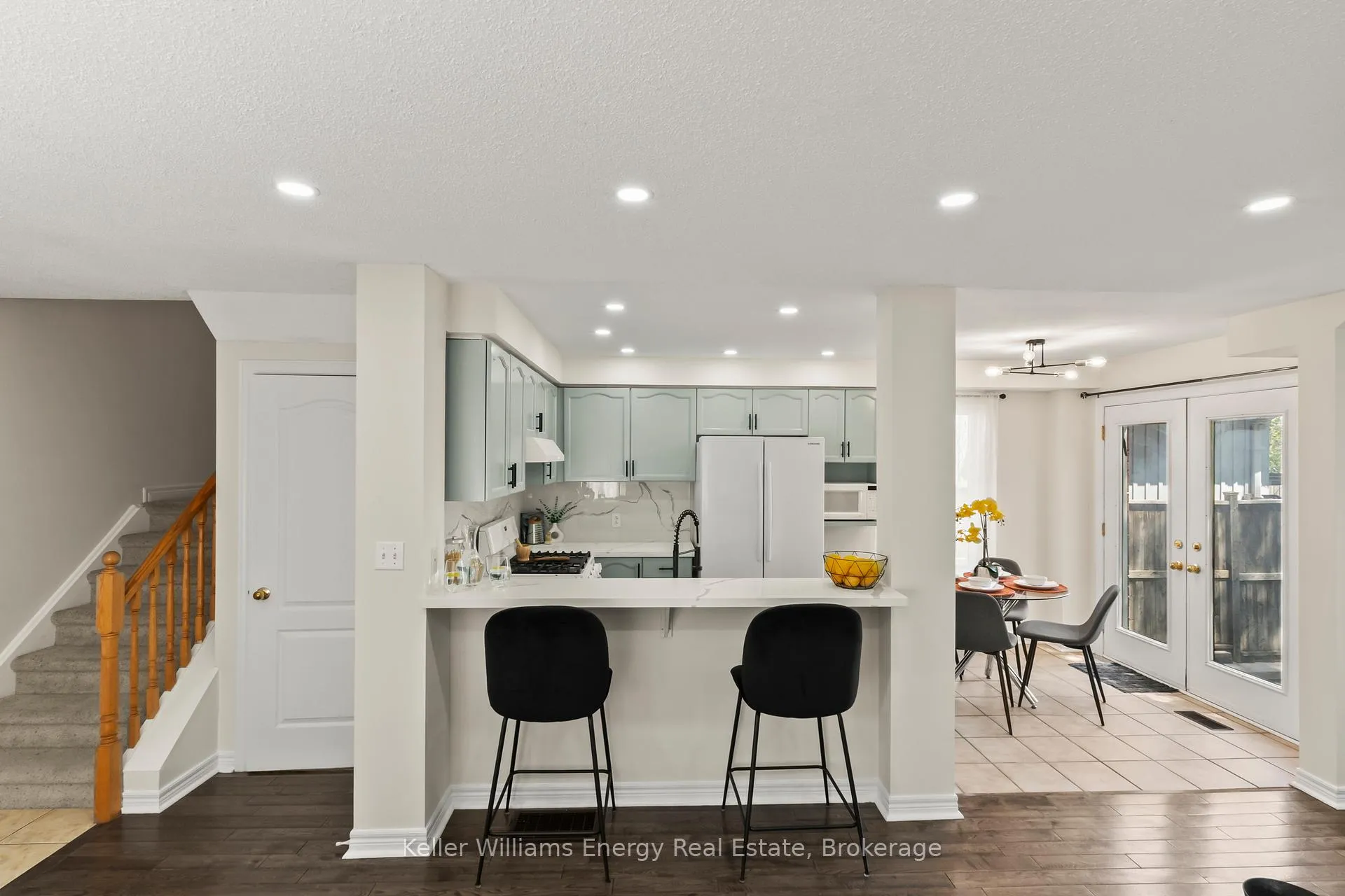 Photo 15 of 73 Bridges Drive S, Clarington, Newcastle — HOMEH
