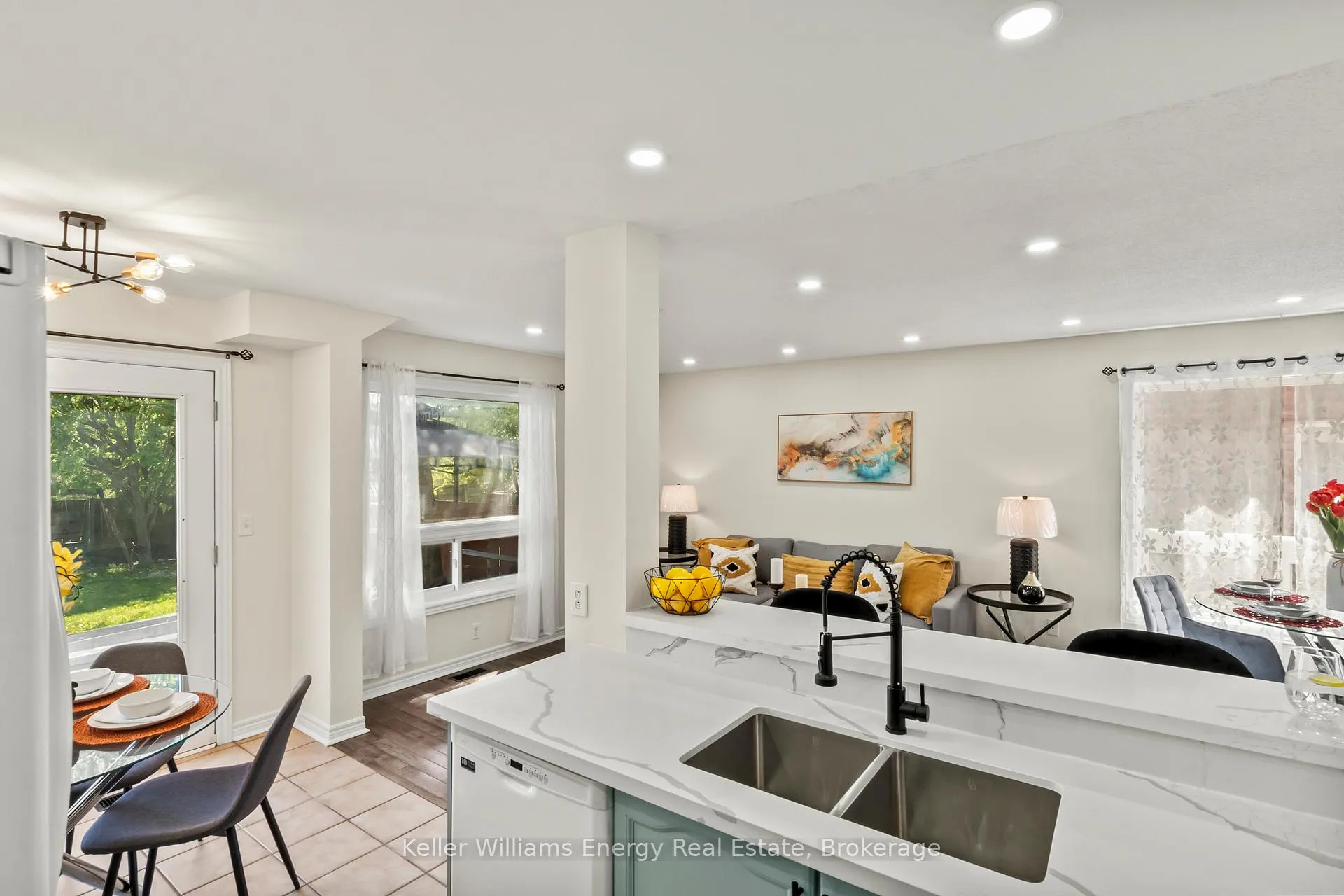 Photo 19 of 73 Bridges Drive S, Clarington, Newcastle — HOMEH