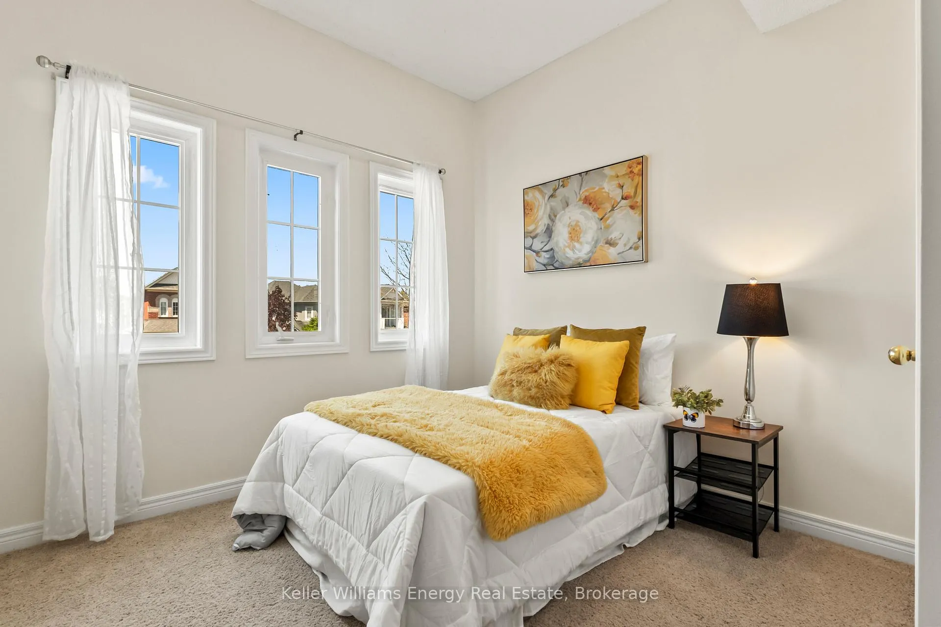 Photo 22 of 73 Bridges Drive S, Clarington, Newcastle — HOMEH