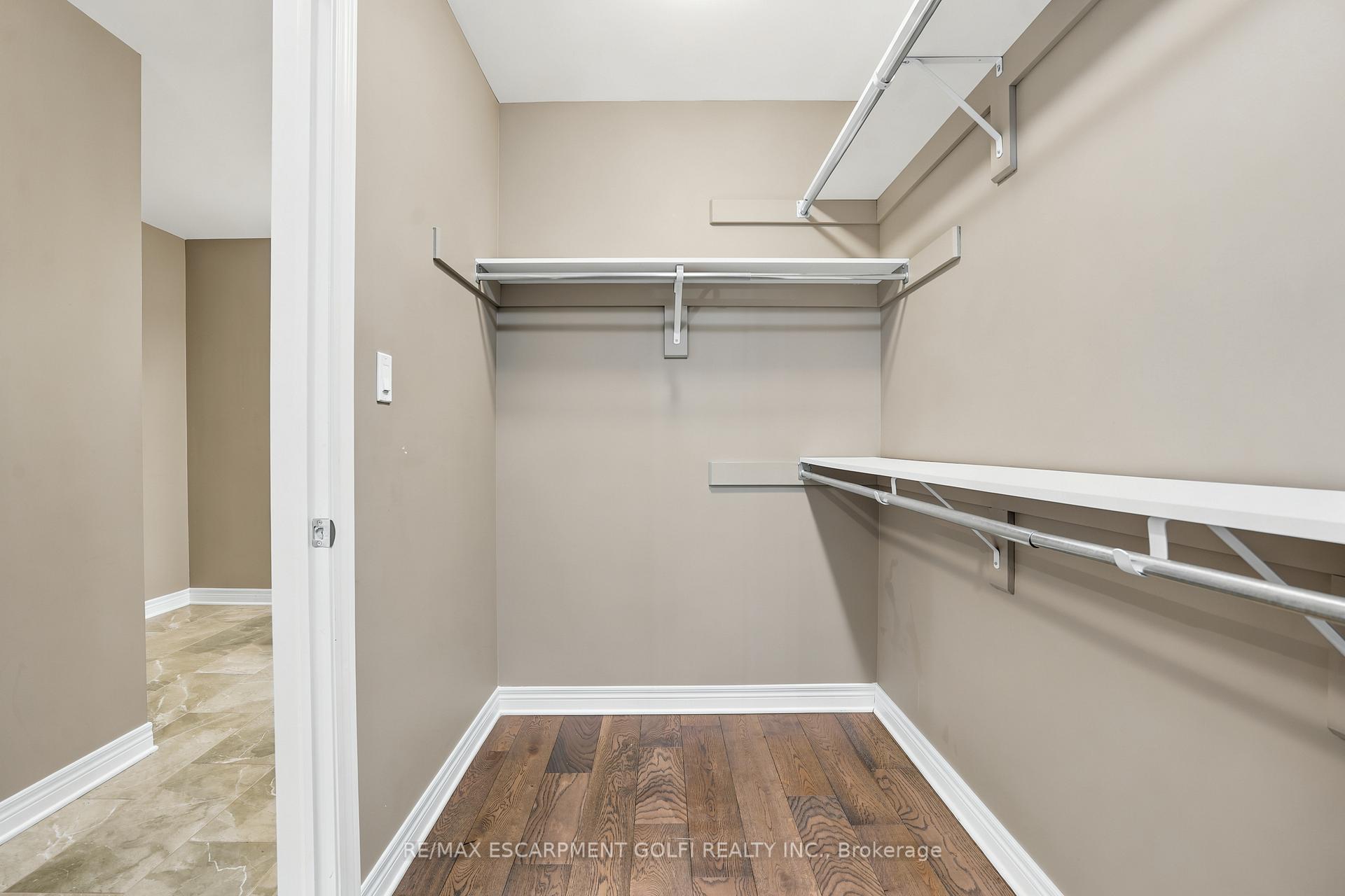 Photo 20 of 374 Viger Drive S, Welland, Lincoln/Crowland — HOMEH