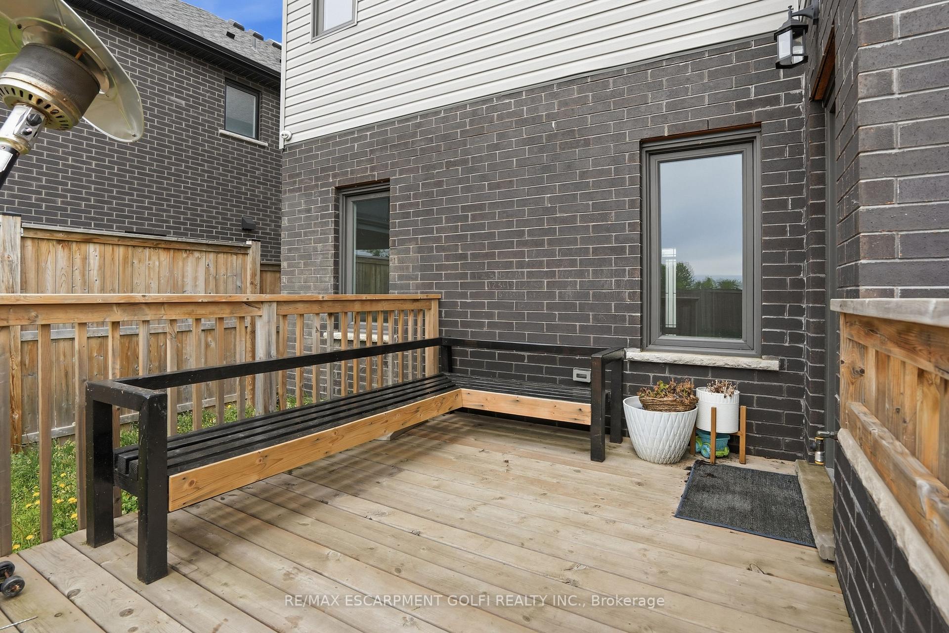 Photo 38 of 374 Viger Drive S, Welland, Lincoln/Crowland — HOMEH
