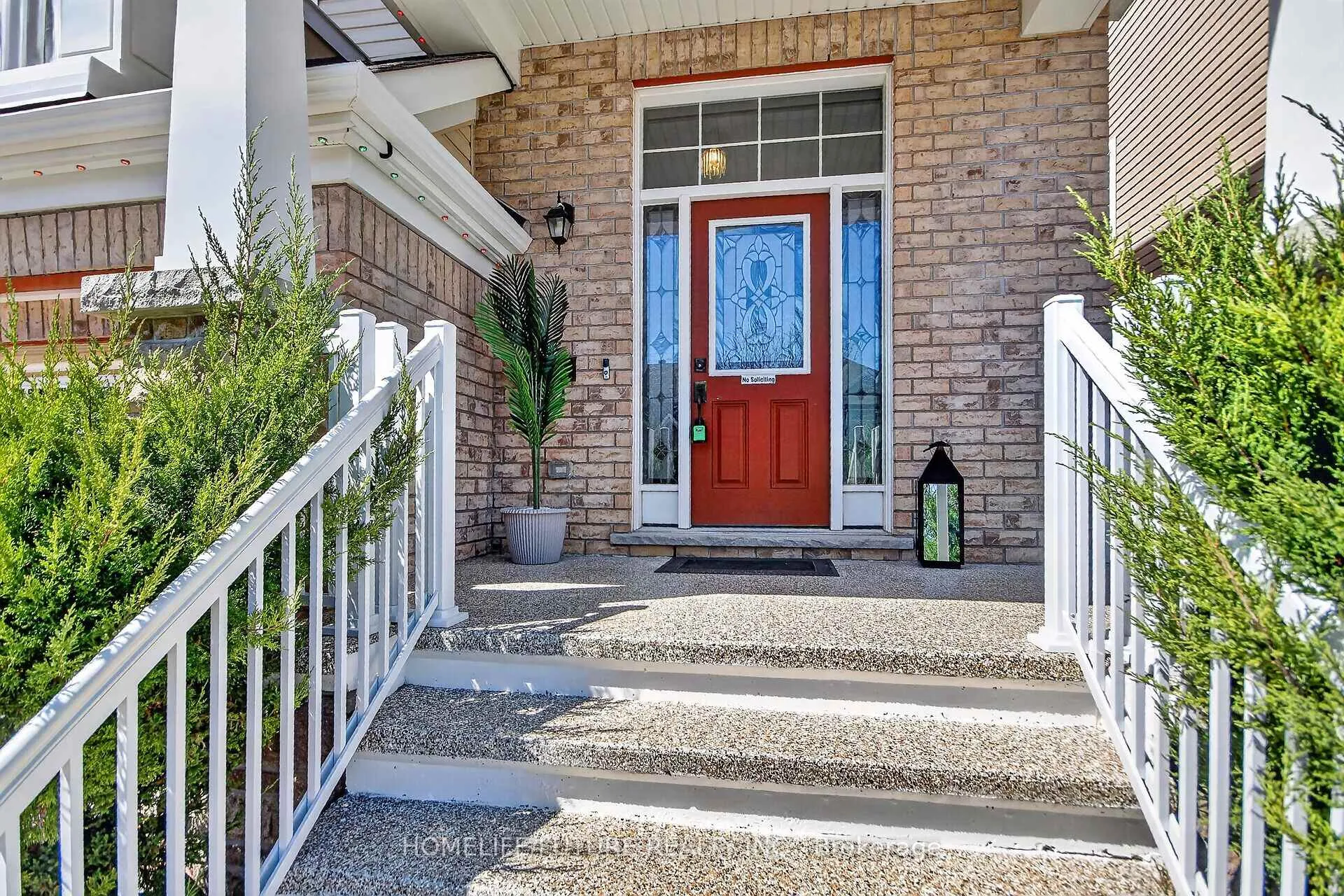 Photo 2 of 644 Dundonald Drive, Ottawa, Barrhaven - Half Moon Bay — HOMEH