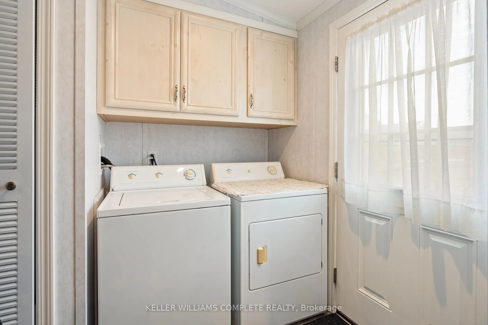 Photo 19 of 22 Copper Beech Drive, Haldimand, Nanticoke — HOMEH