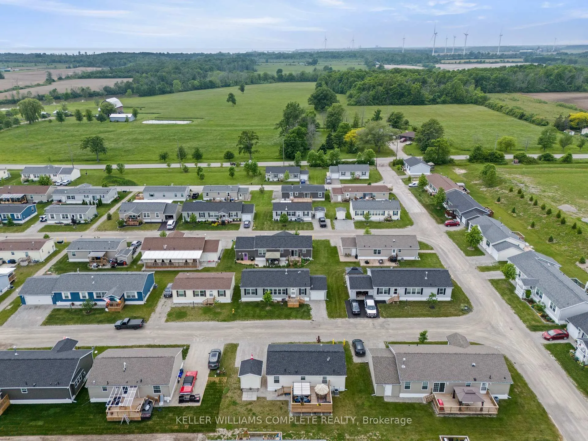 Photo 25 of 22 Copper Beech Drive, Haldimand, Nanticoke — HOMEH