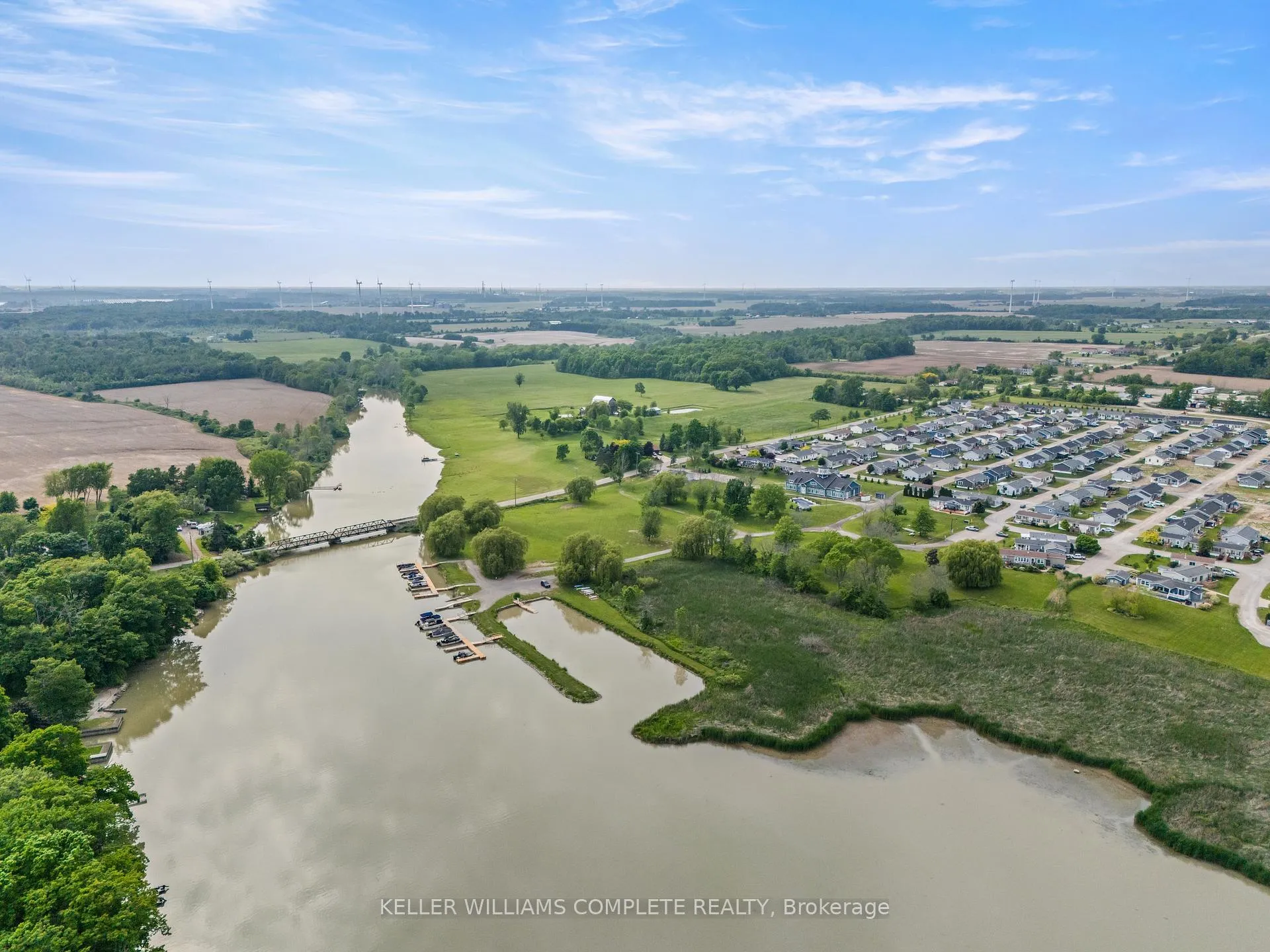 Photo 27 of 22 Copper Beech Drive, Haldimand, Nanticoke — HOMEH