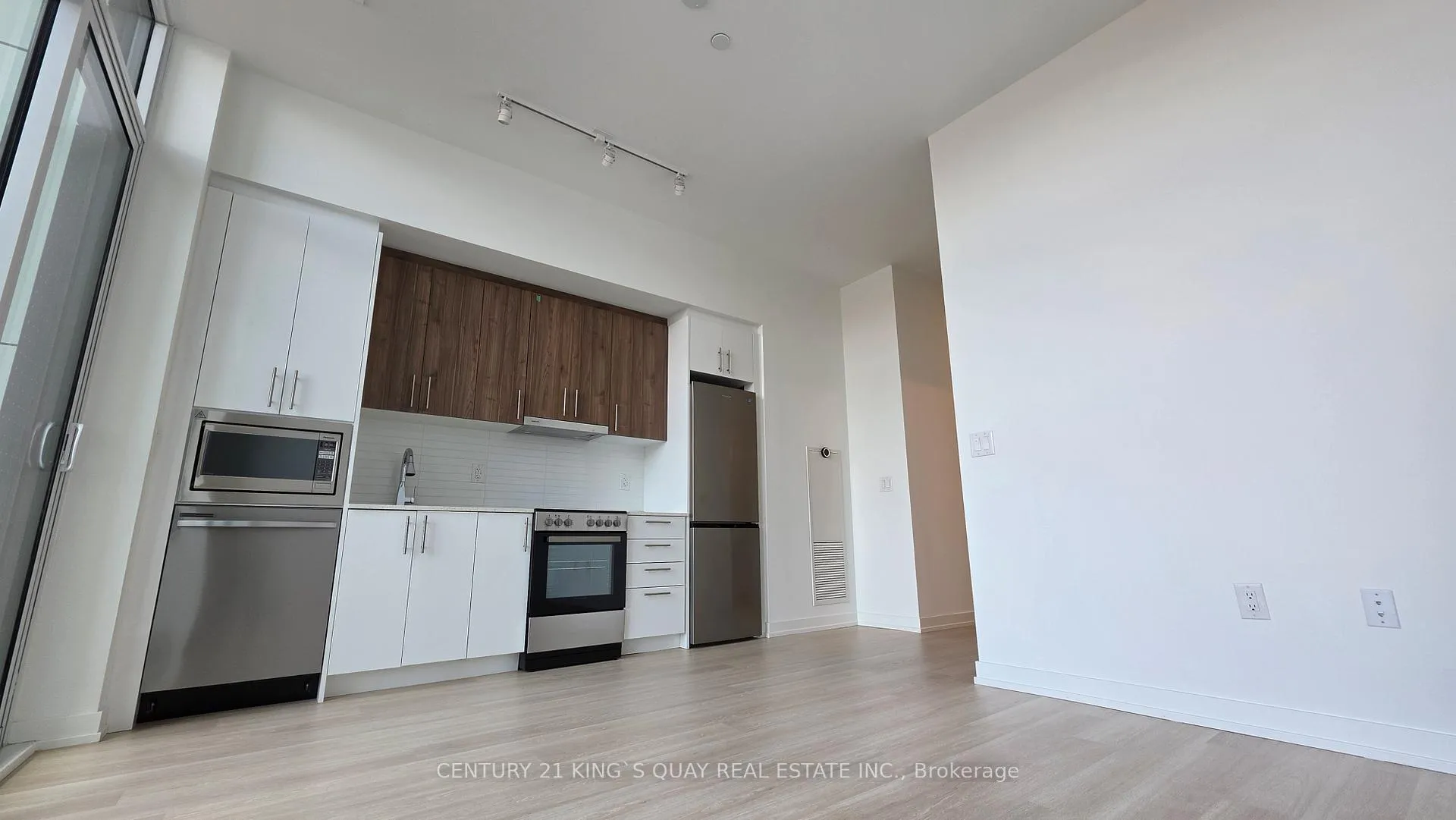Photo 4 of Unit B-108, 9751 Markham Road, Markham, Greensborough — HOMEH