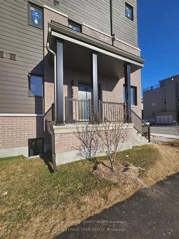 Photo 3 of 316 Mishi Private, Ottawa, CFB Rockcliffe and Area — HOMEH