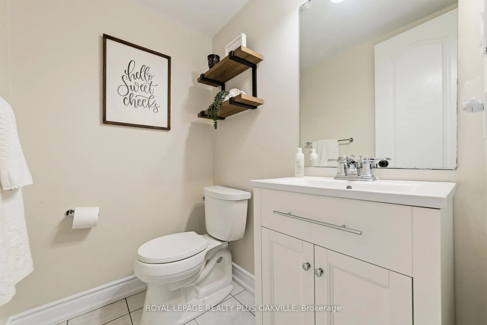 Photo 6 of 82 Fellowes Crescent, Hamilton, Waterdown — HOMEH