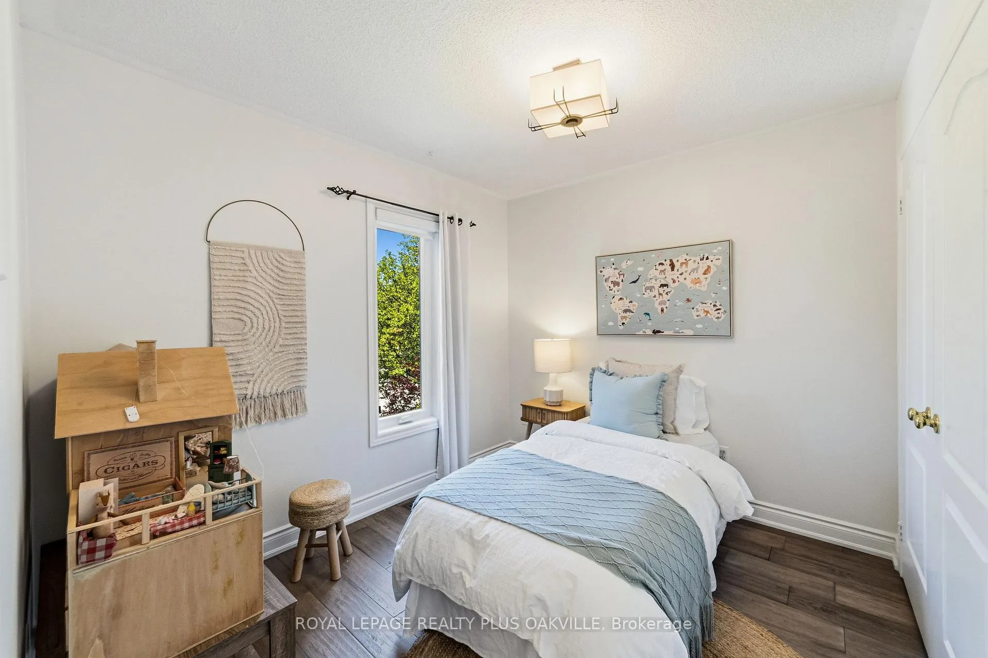 Photo 21 of 82 Fellowes Crescent, Hamilton, Waterdown — HOMEH