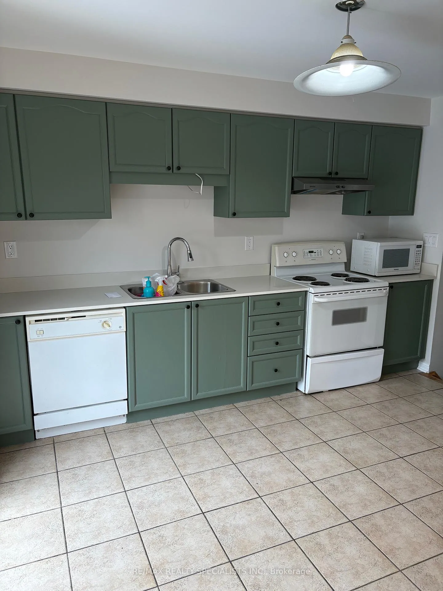 Photo 2 of 440 Bundy Drive, Milton, Clarke — HOMEH