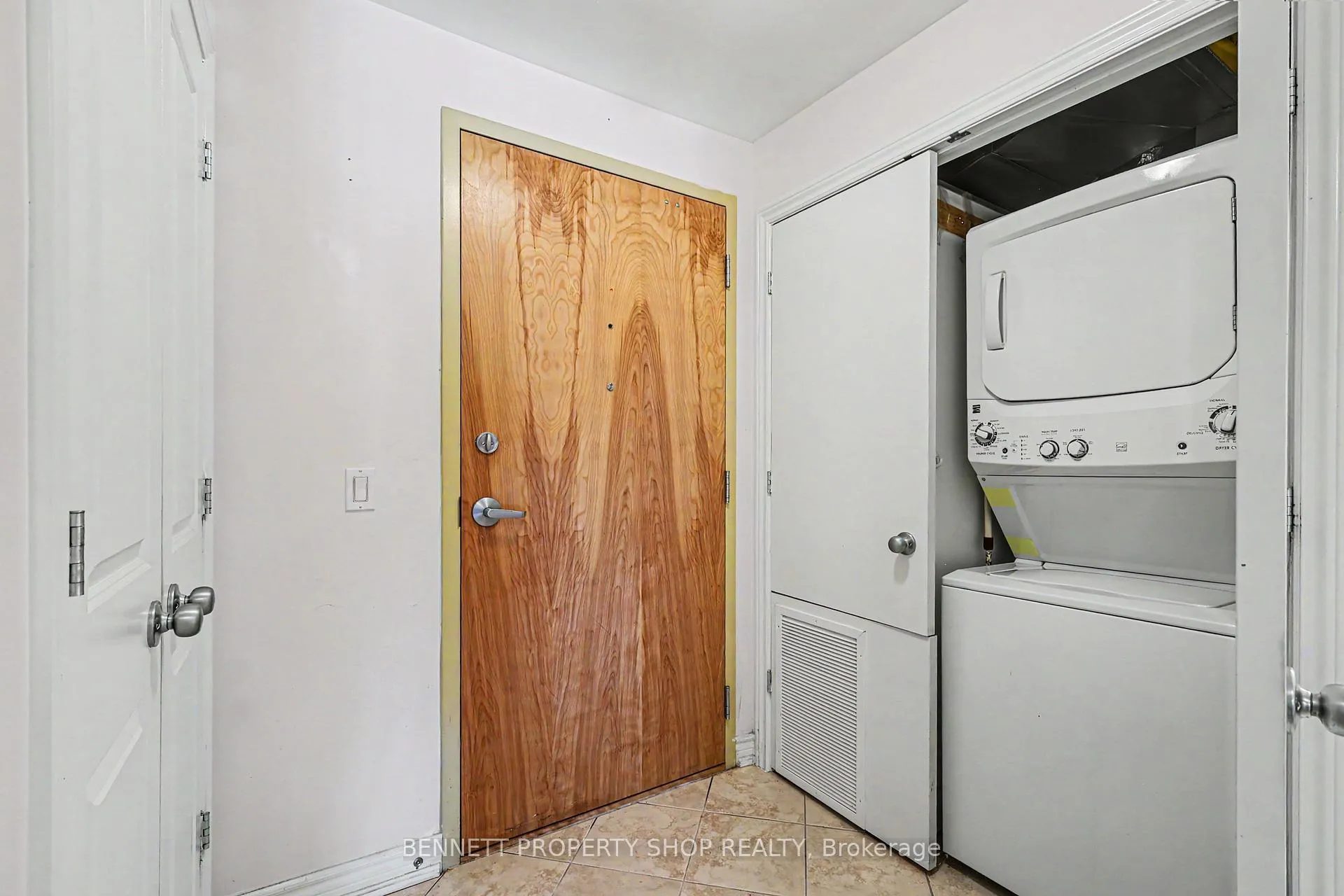 Photo 8 of Unit 106, 14 Norice Street, Ottawa, Meadowlands/Crestview — HOMEH