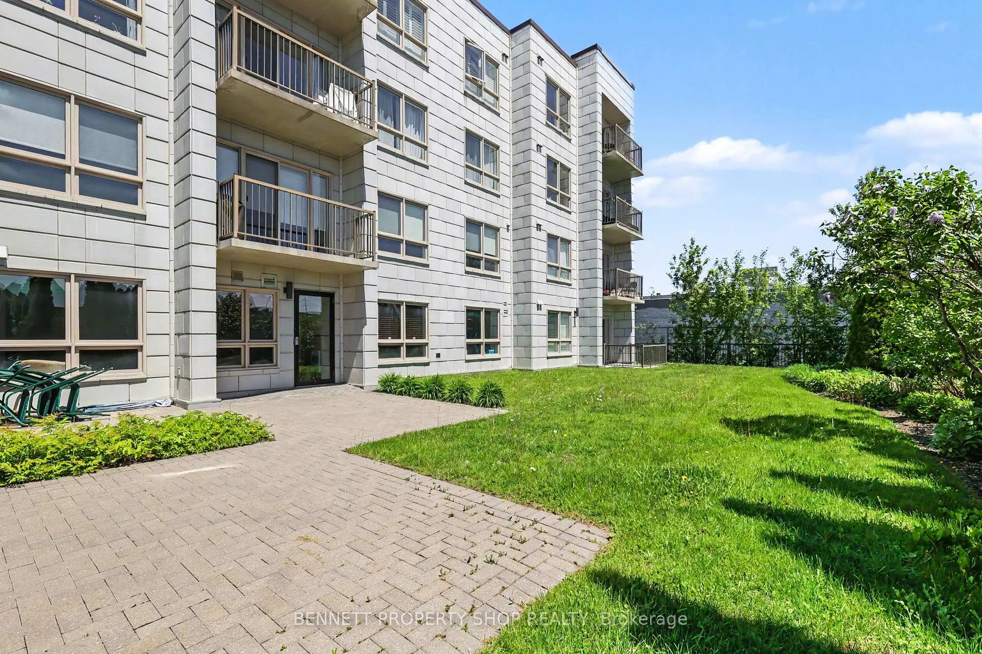 Photo 13 of Unit 106, 14 Norice Street, Ottawa, Meadowlands/Crestview — HOMEH
