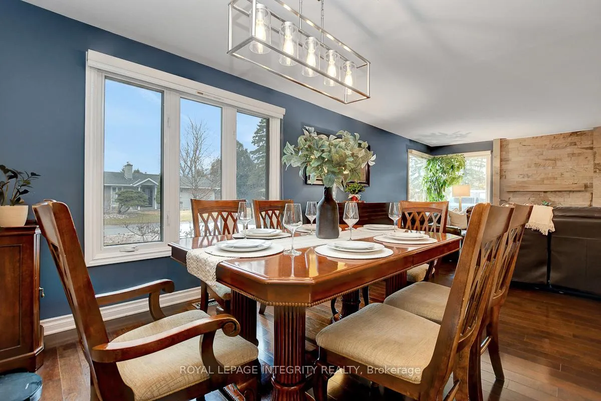 Photo 12 of 27 Birchview Road, Ottawa, Meadowlands/St. Claire Gardens — HOMEH