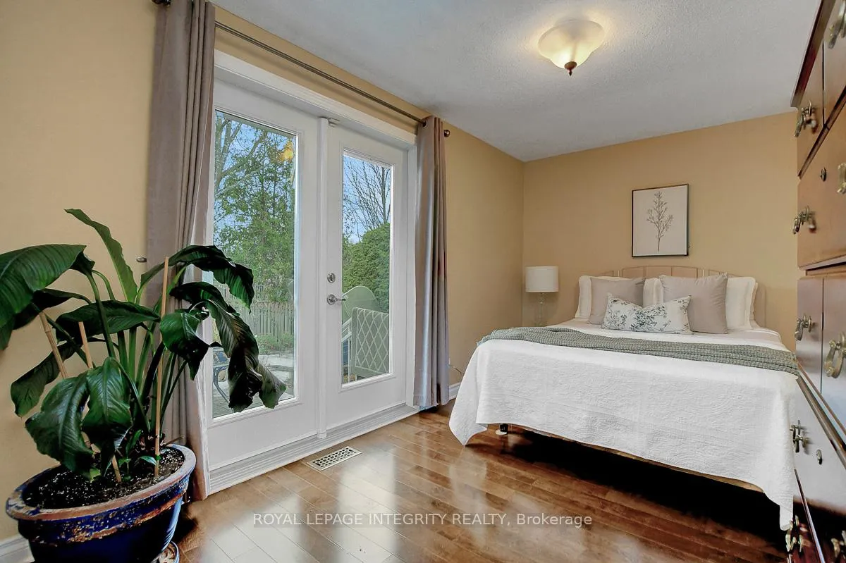 Photo 26 of 27 Birchview Road, Ottawa, Meadowlands/St. Claire Gardens — HOMEH