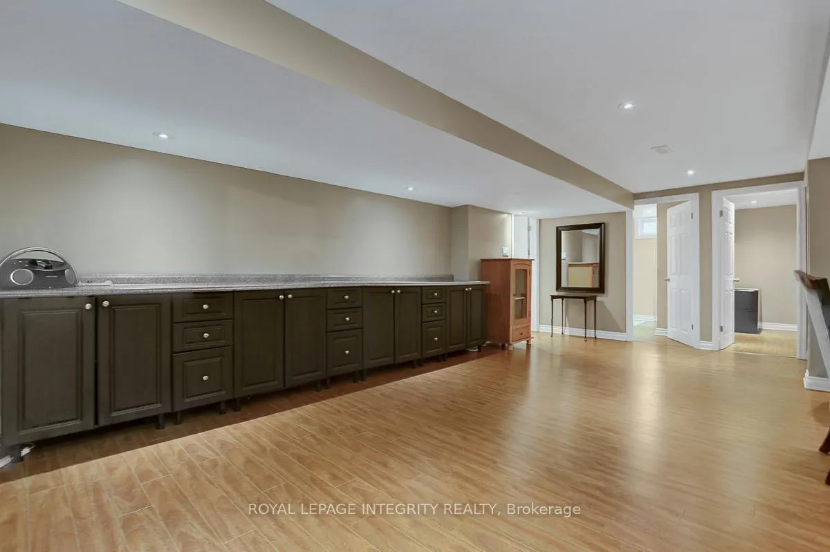 Photo 30 of 27 Birchview Road, Ottawa, Meadowlands/St. Claire Gardens — HOMEH